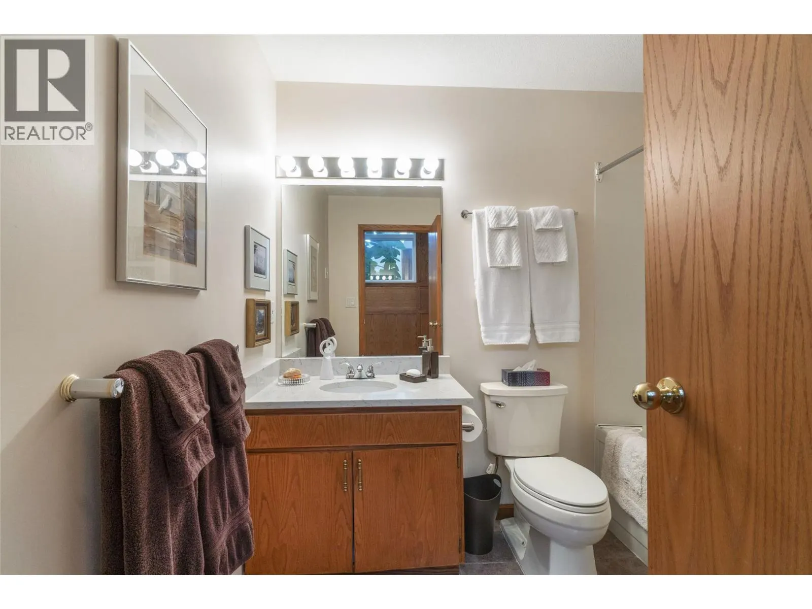 2924 Eagle Bay Road Unit# 1 to 5
