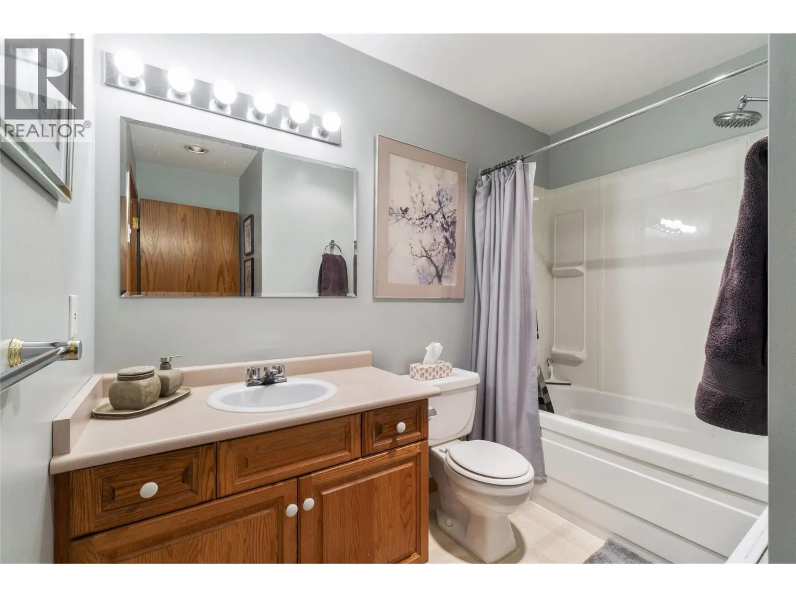 2924 Eagle Bay Road Unit# 1 to 5