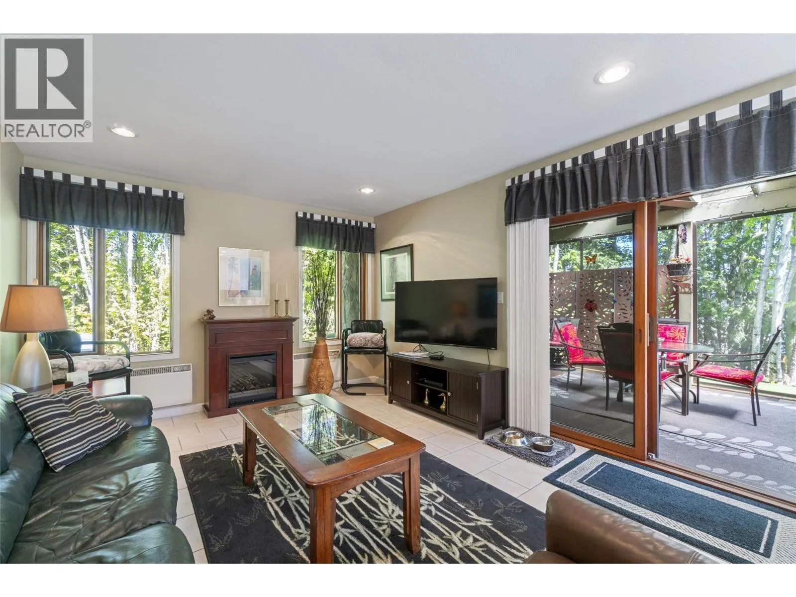 2924 Eagle Bay Road Unit# 1 to 5