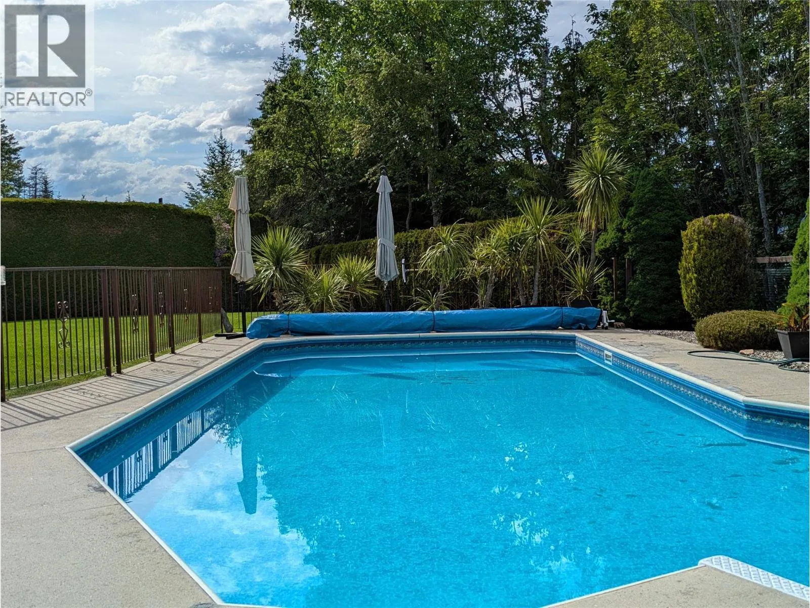2924 Eagle Bay Road Unit# 1 to 5