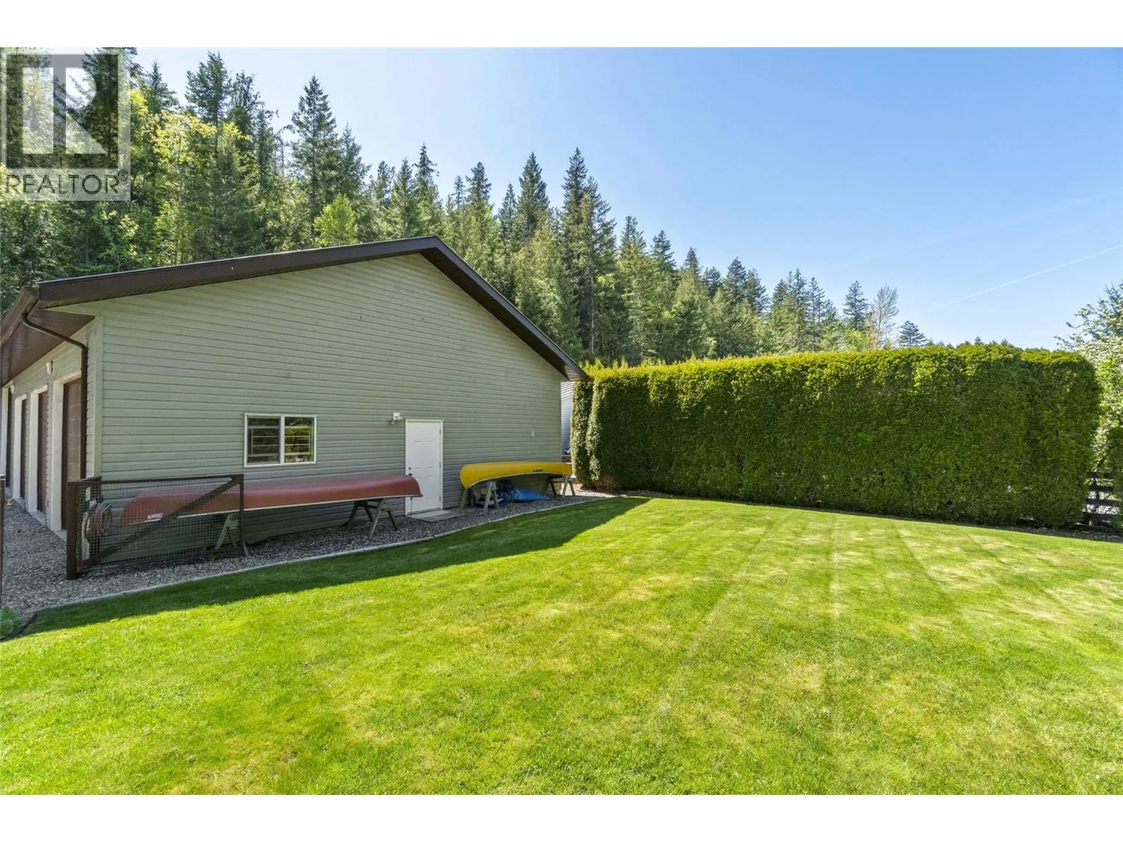 2924 Eagle Bay Road Unit# 1 to 5