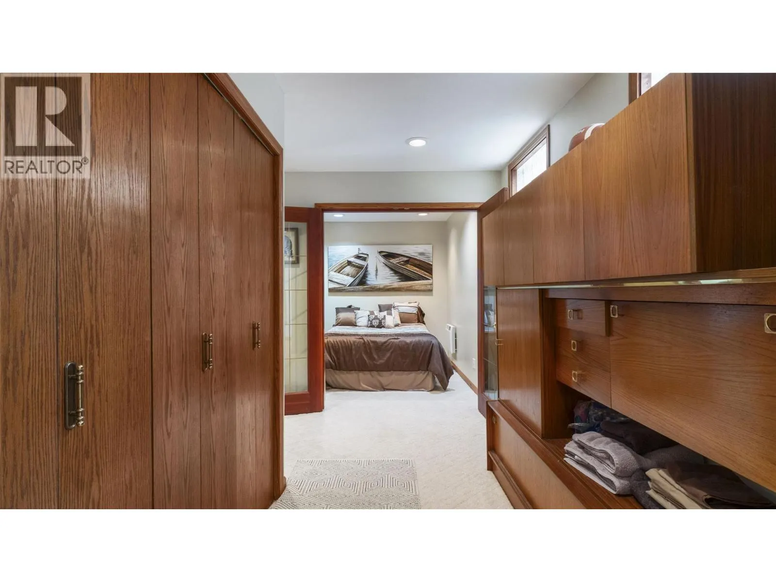 2924 Eagle Bay Road Unit# 1 to 5