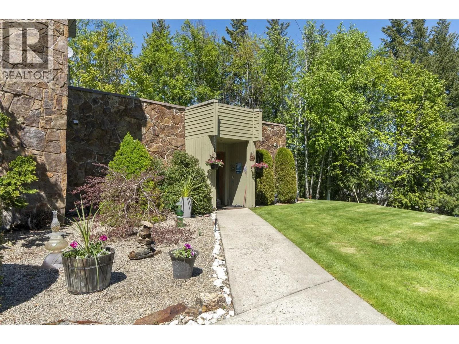 2924 Eagle Bay Road Unit# 1 to 5