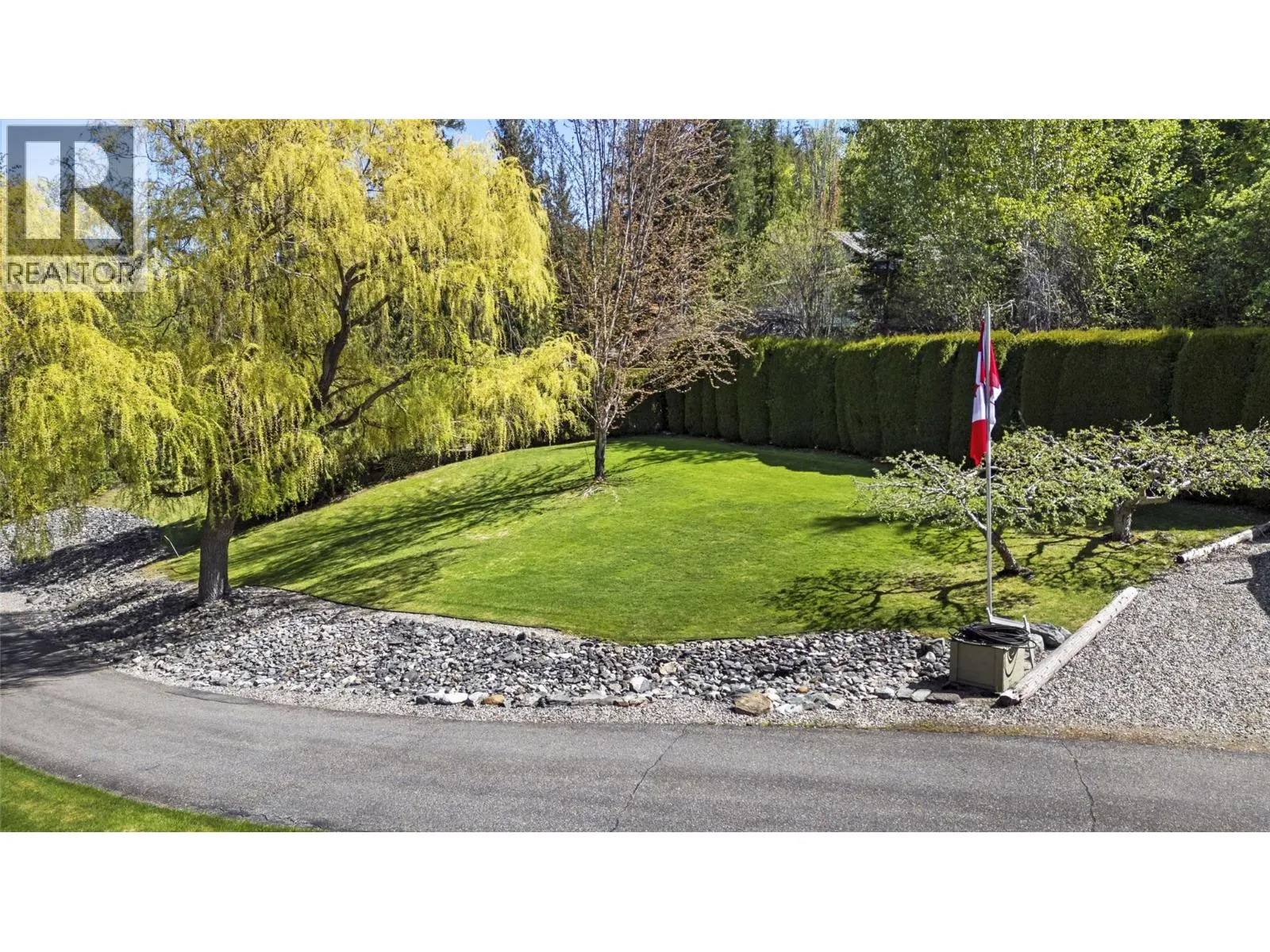 2924 Eagle Bay Road Unit# 1 to 5