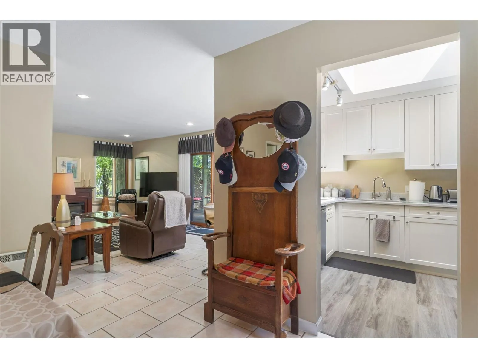 2924 Eagle Bay Road Unit# 1 to 5