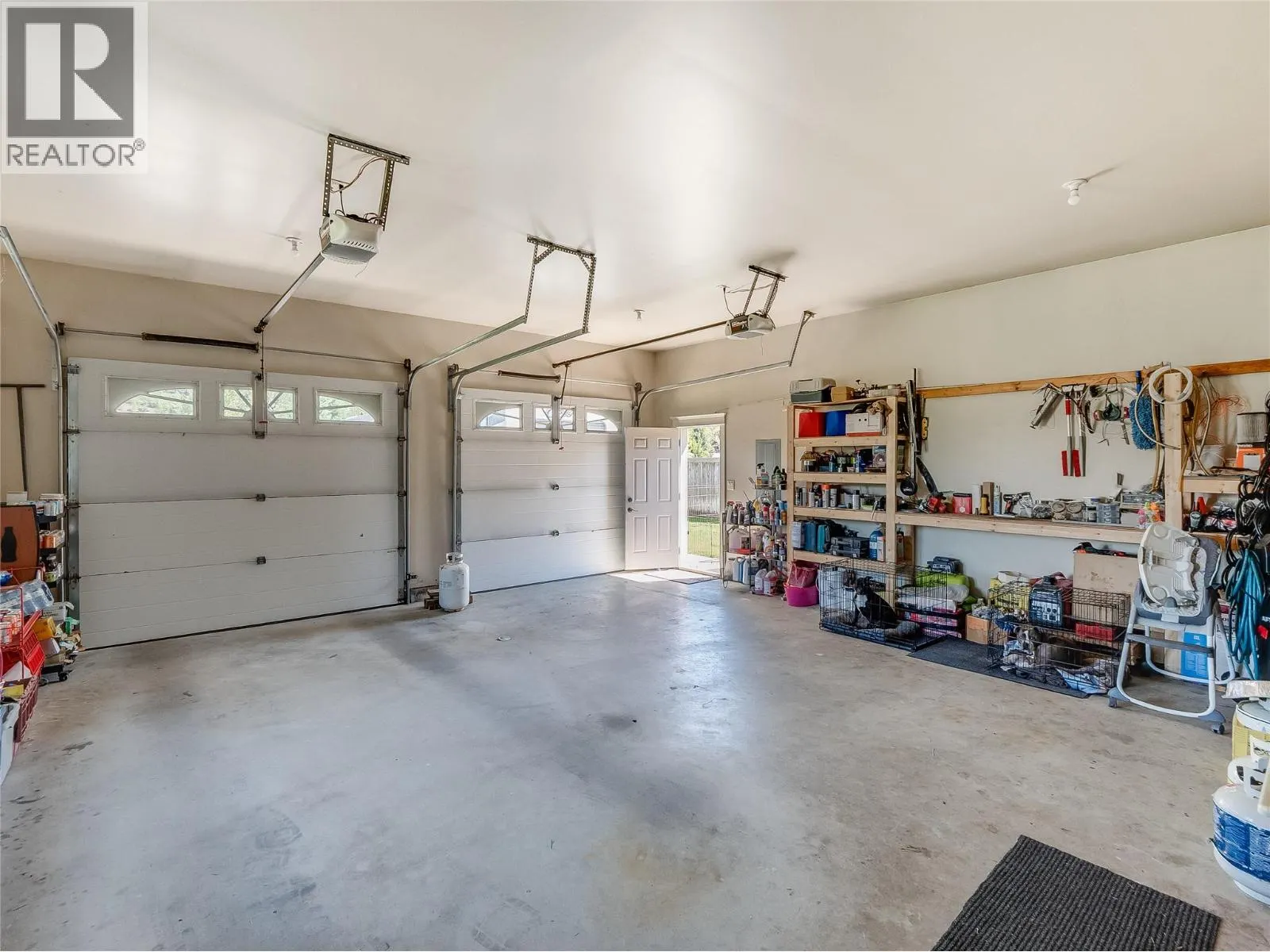 943 Riverview Place