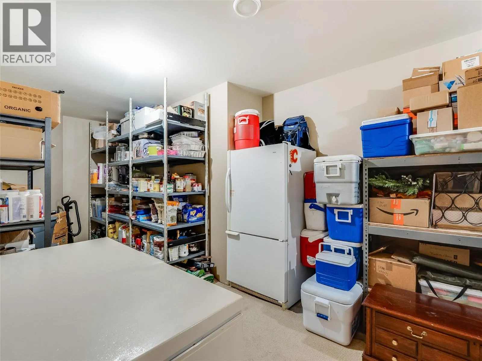 943 Riverview Place