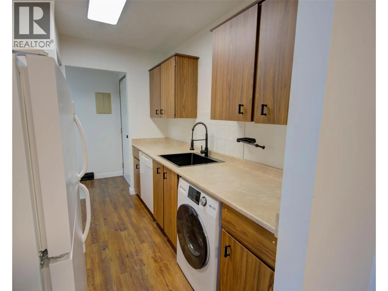 3704 27 Avenue Unit# 108