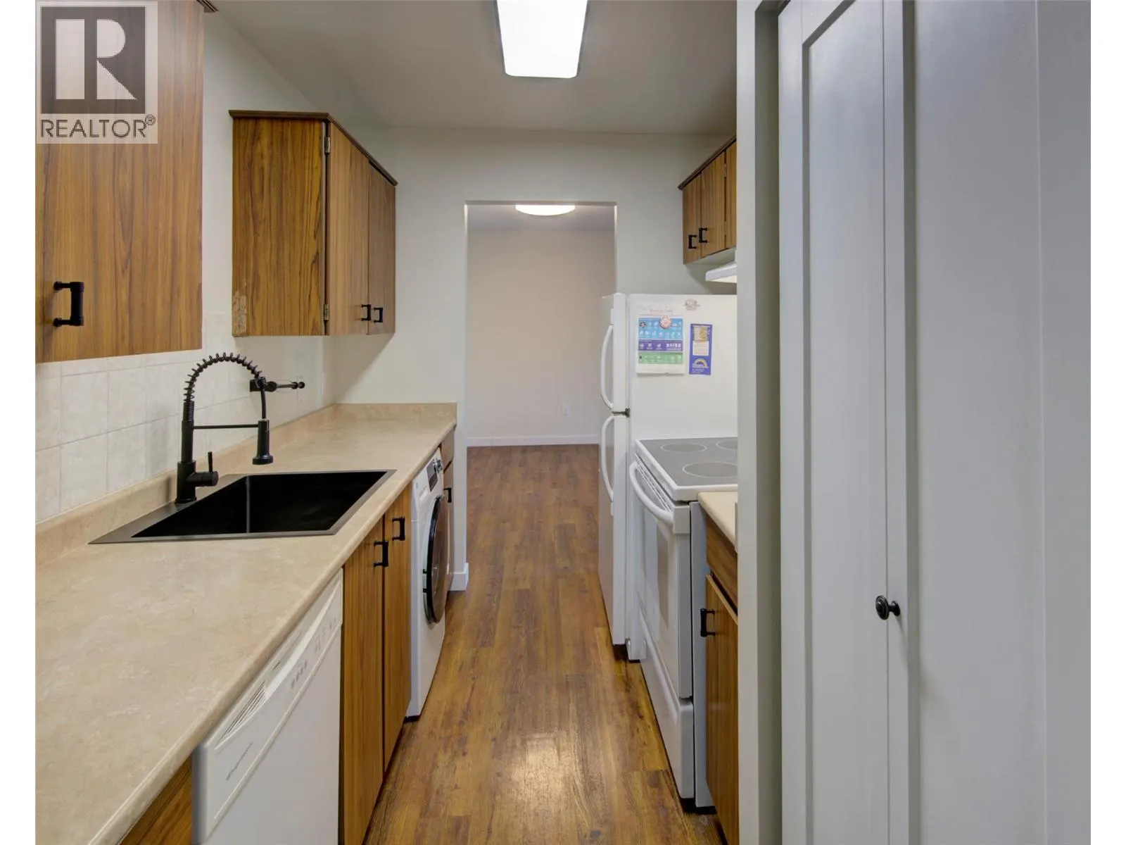 3704 27 Avenue Unit# 108