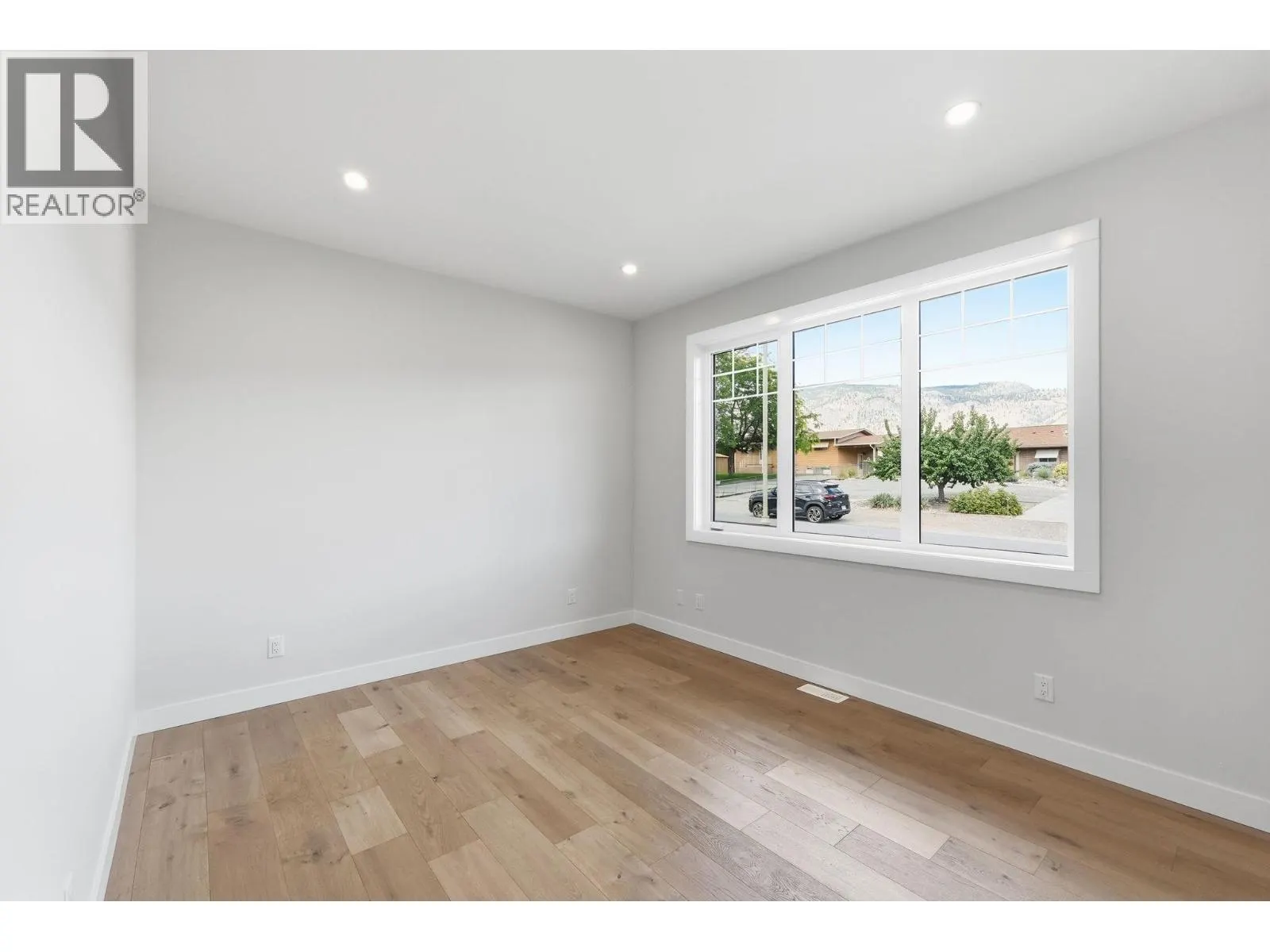 3620 LOBELIA Drive