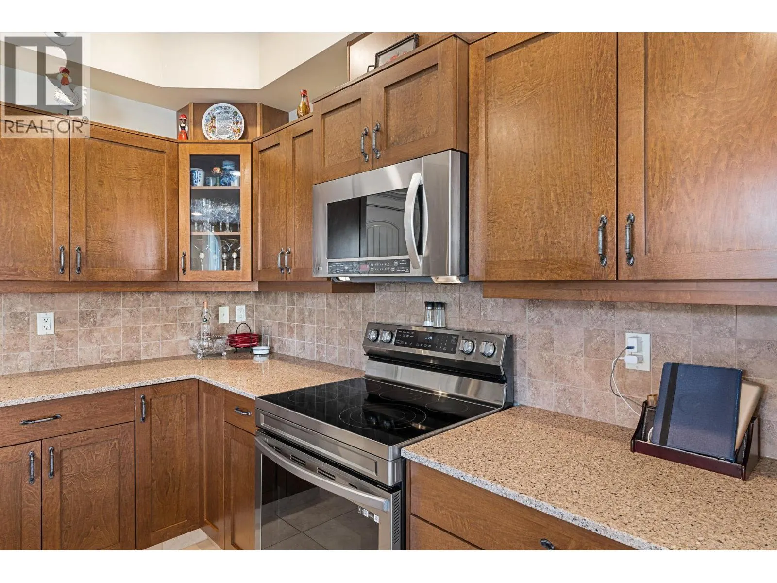 1011 Foothills Court