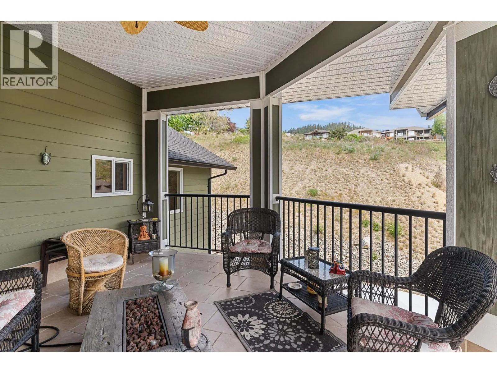1011 Foothills Court