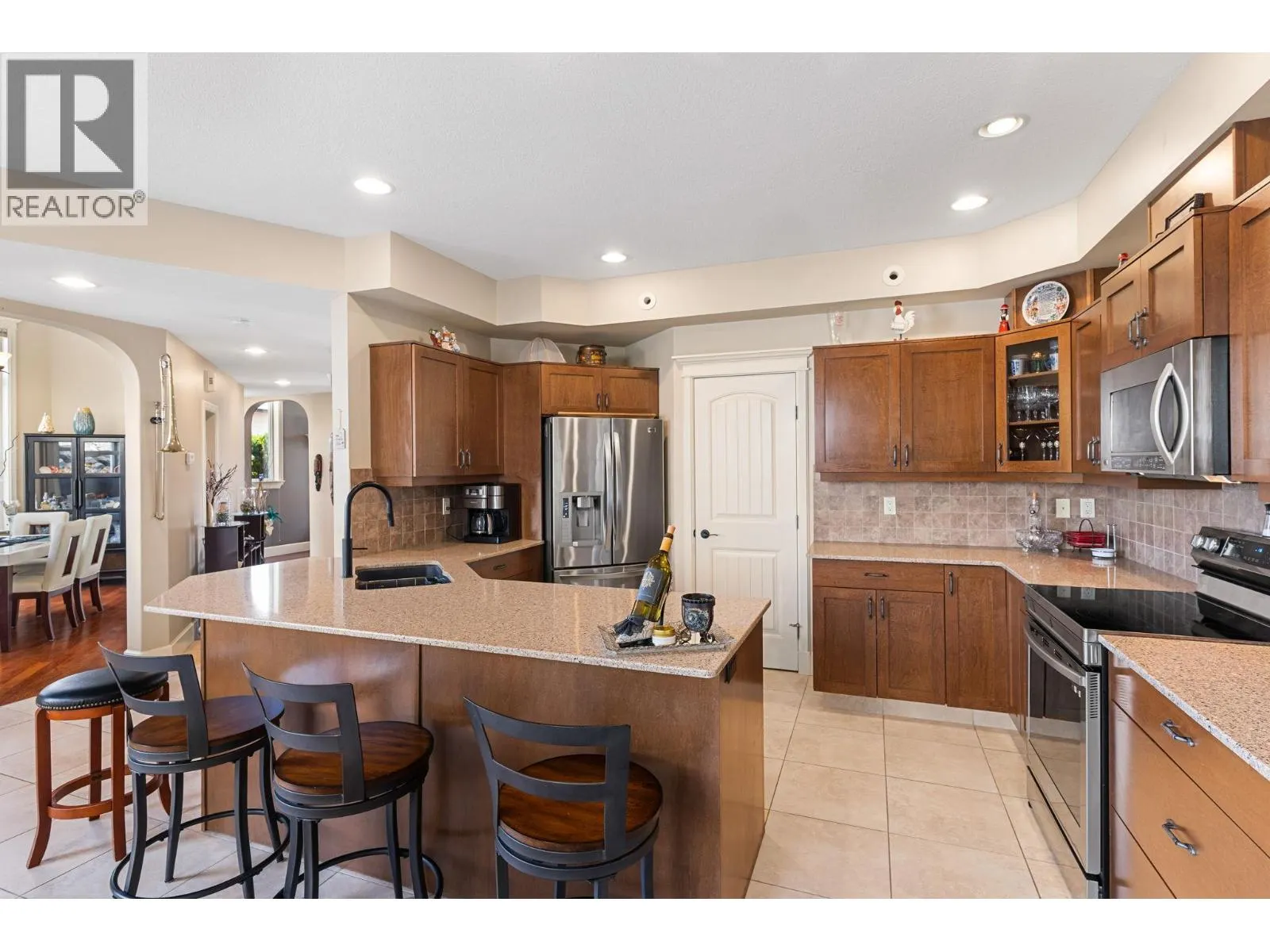 1011 Foothills Court