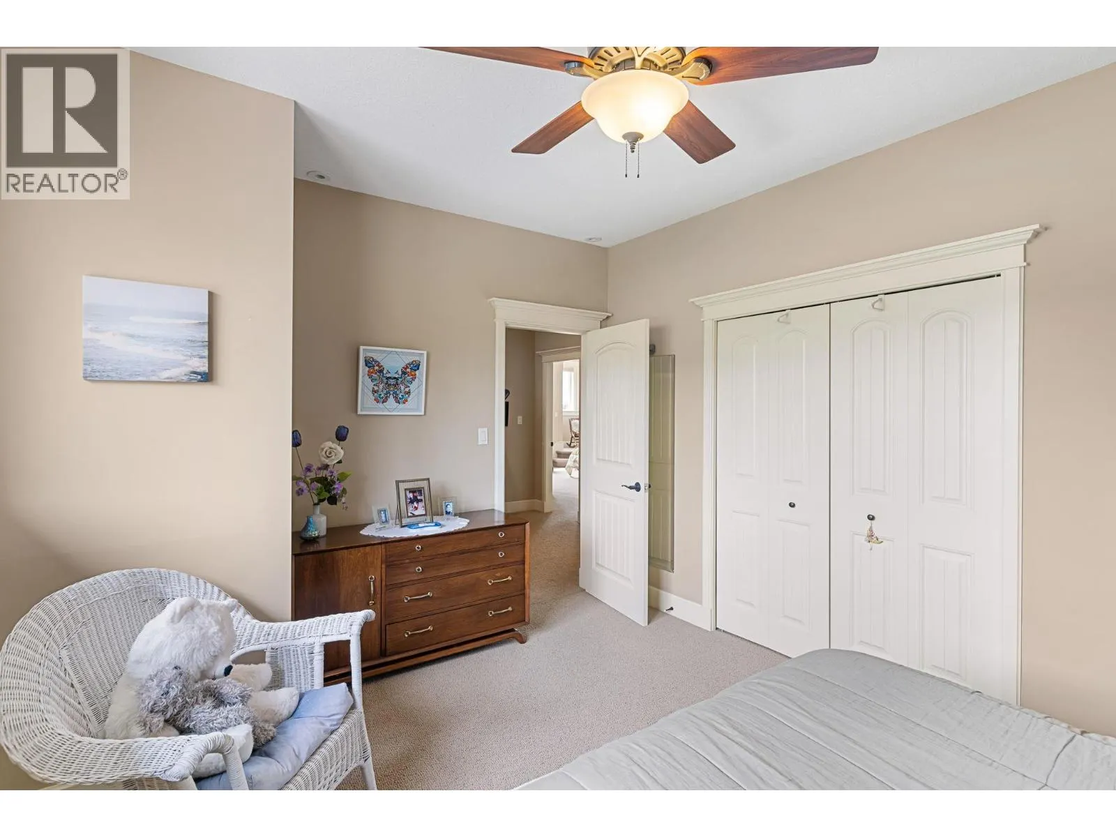 1011 Foothills Court