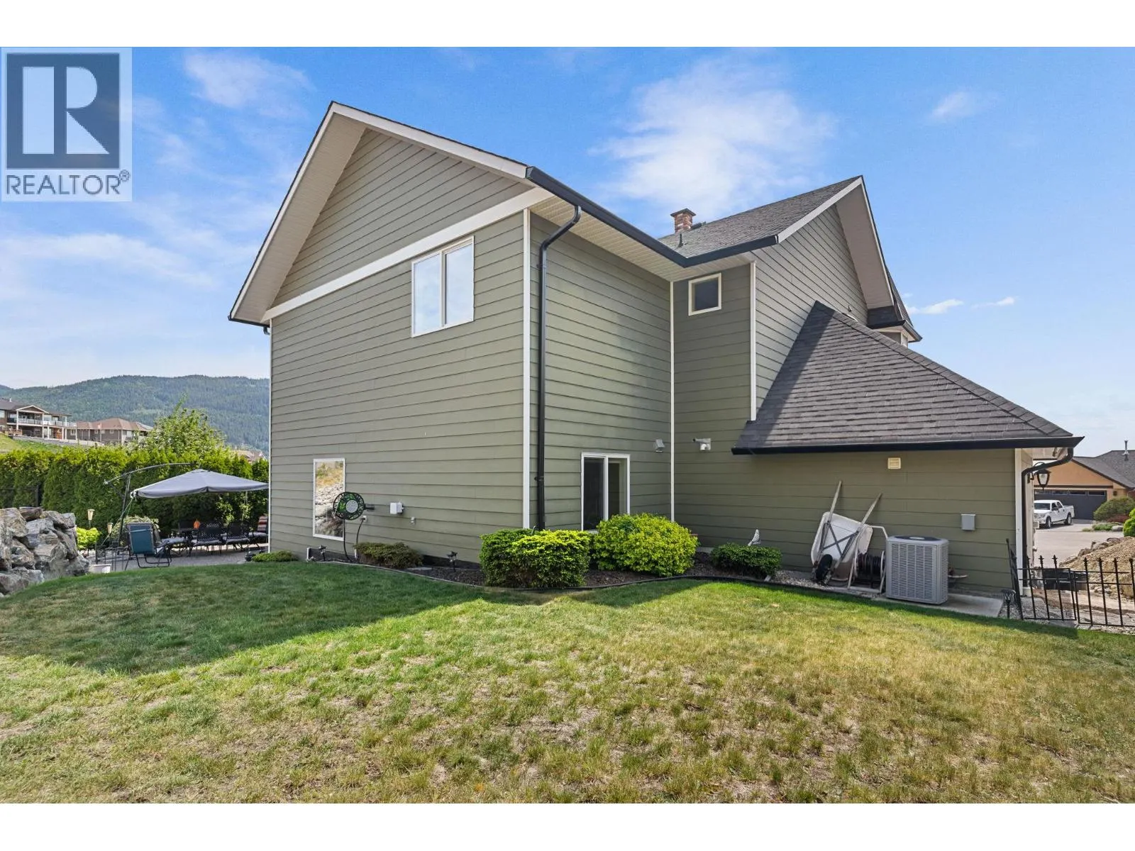 1011 Foothills Court