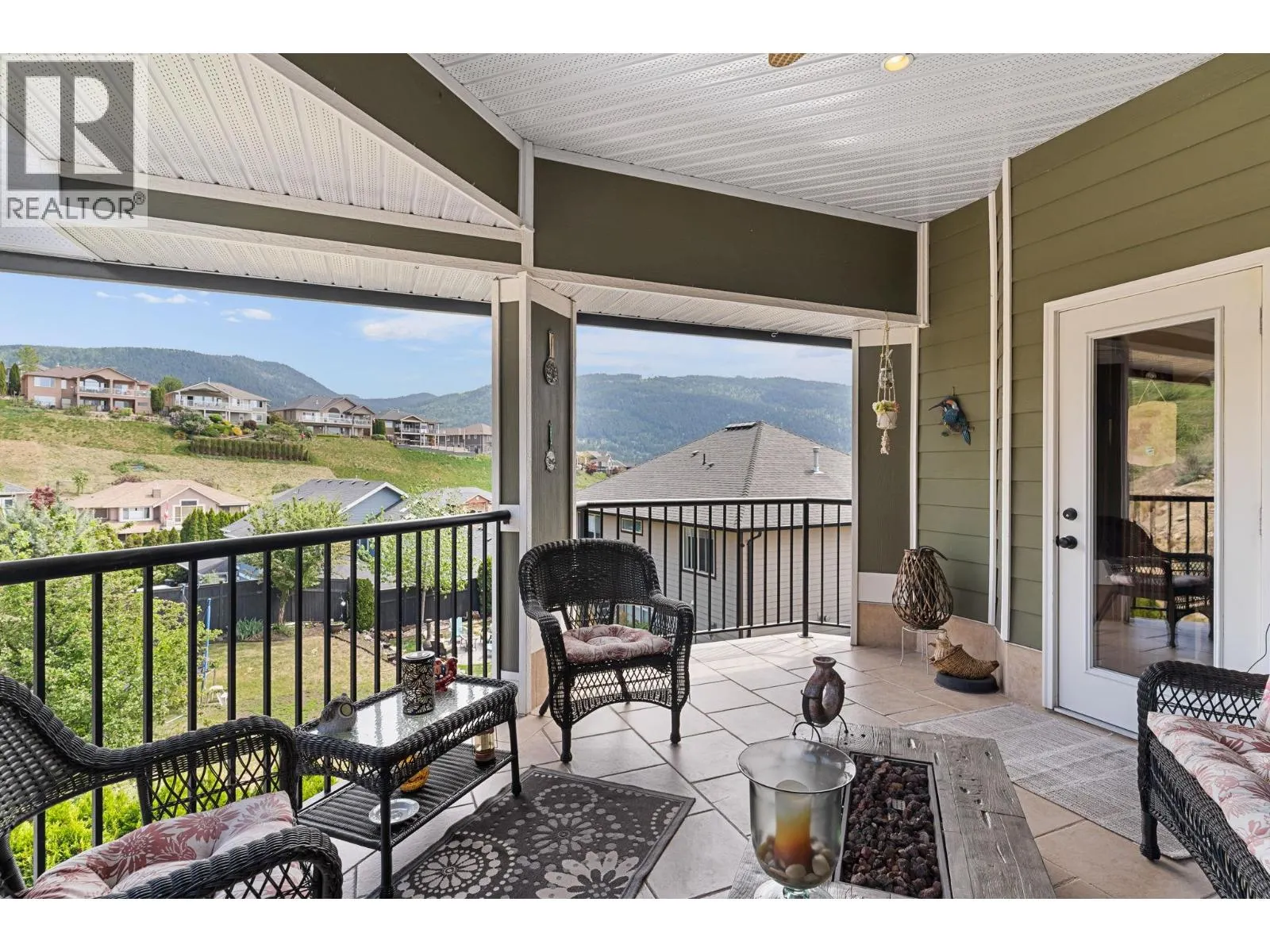 1011 Foothills Court
