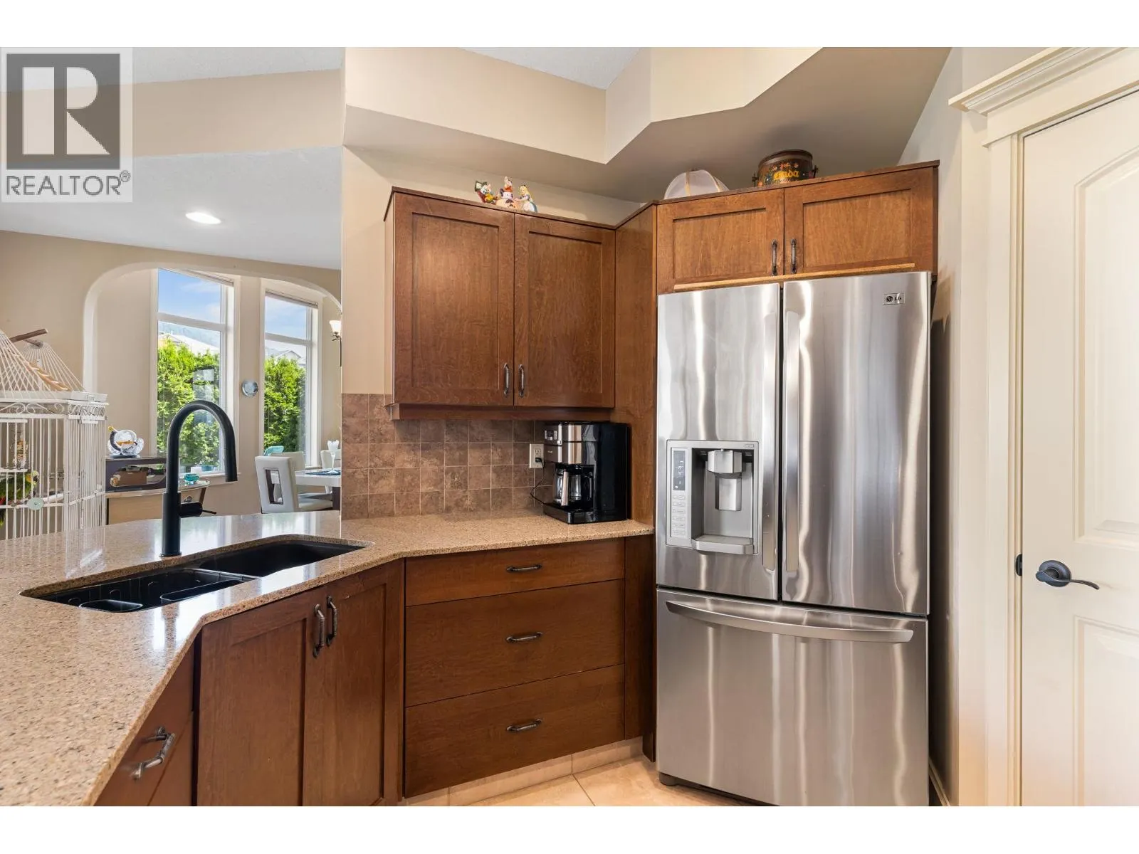 1011 Foothills Court