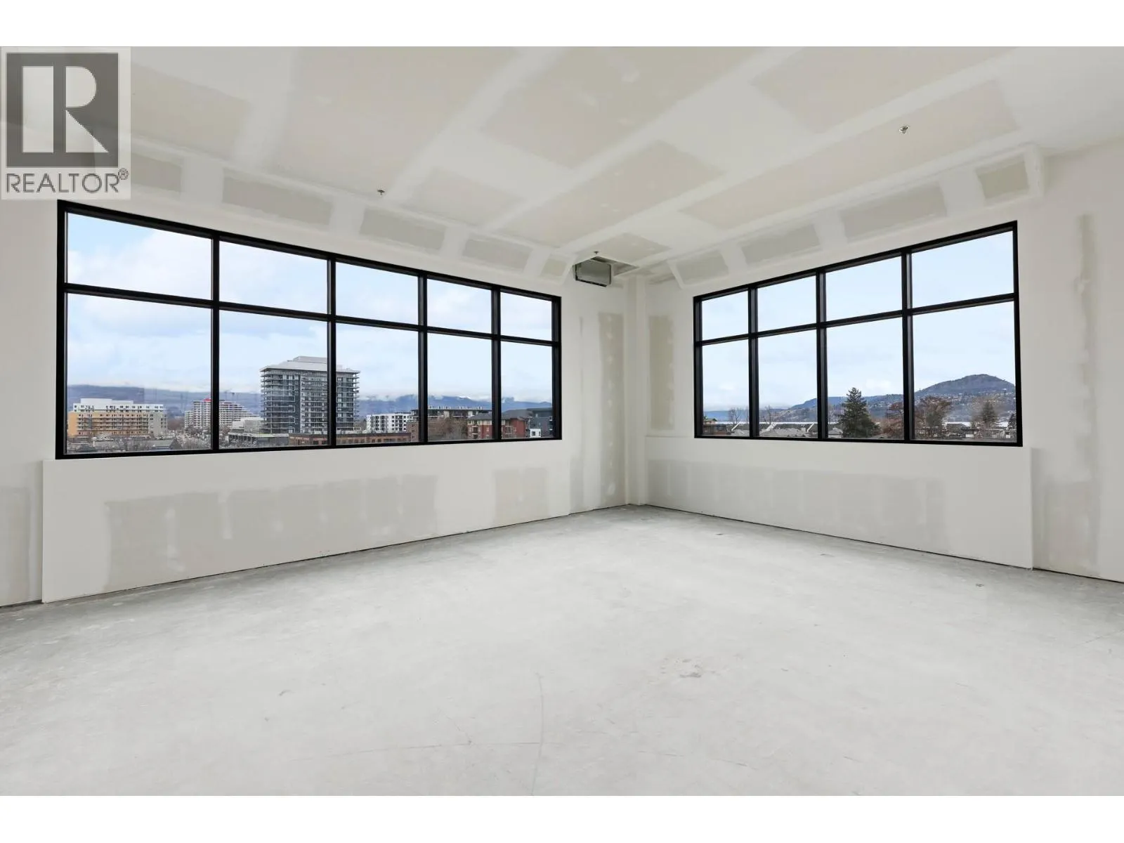 550 Osprey Avenue Unit# 3rd & 4th FL