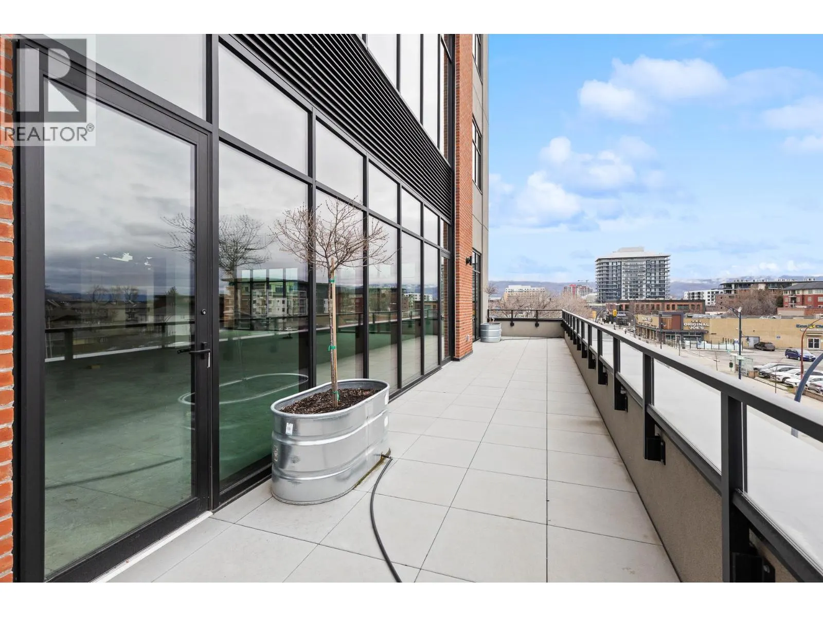 550 Osprey Avenue Unit# 3rd & 4th FL