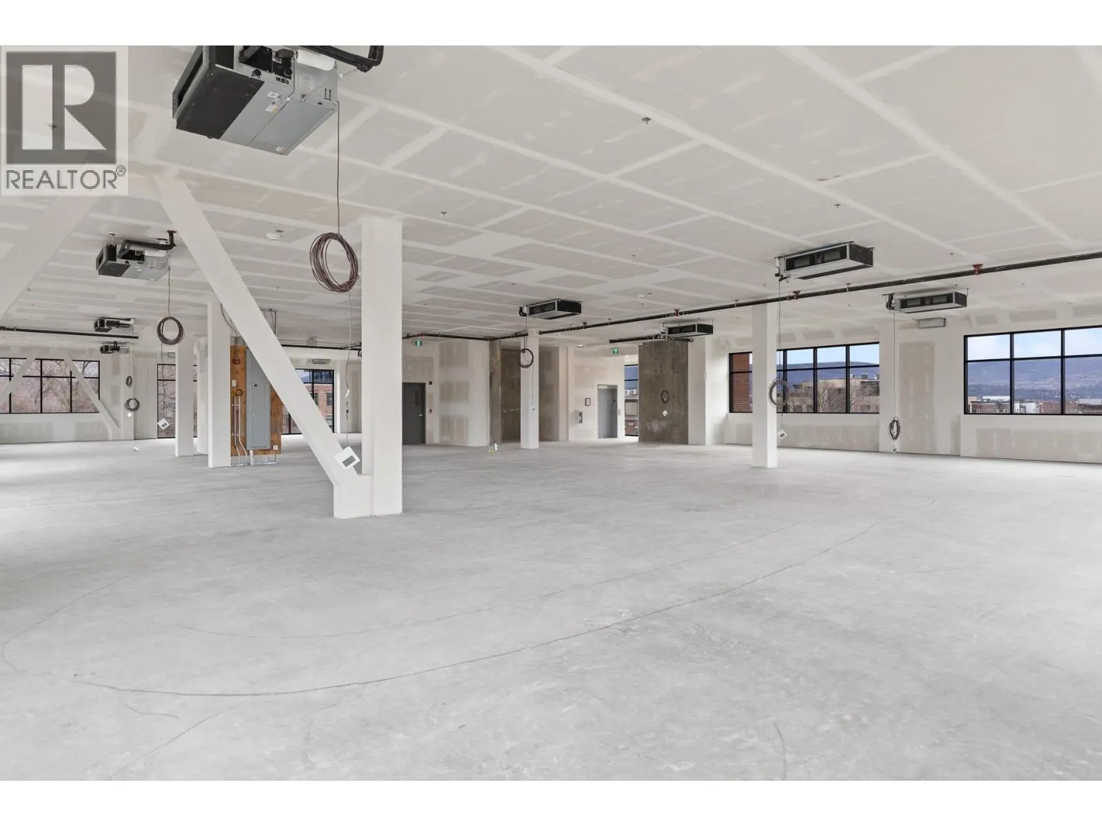 550 Osprey Avenue Unit# 4th FL