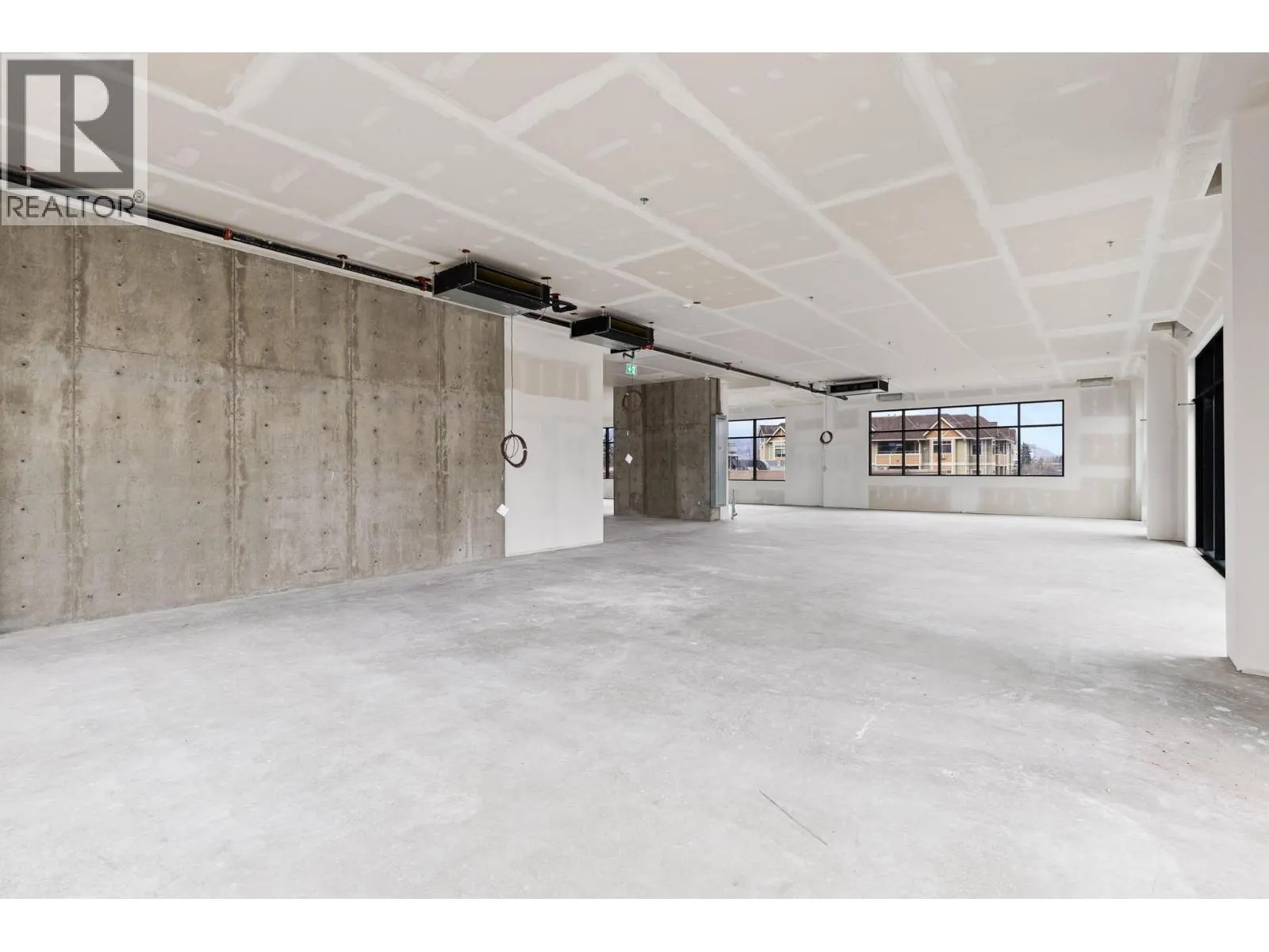 550 Osprey Avenue Unit# 3rd FL