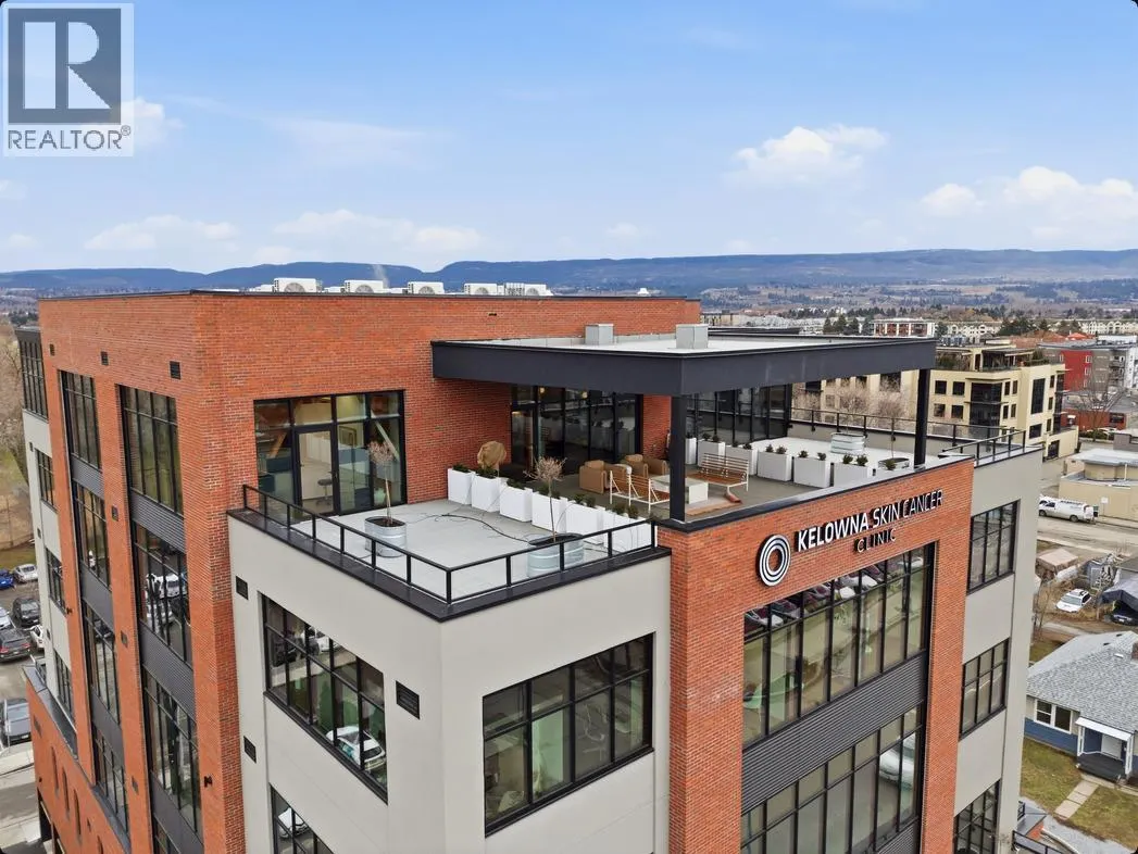 550 Osprey Avenue Unit# 3rd FL
