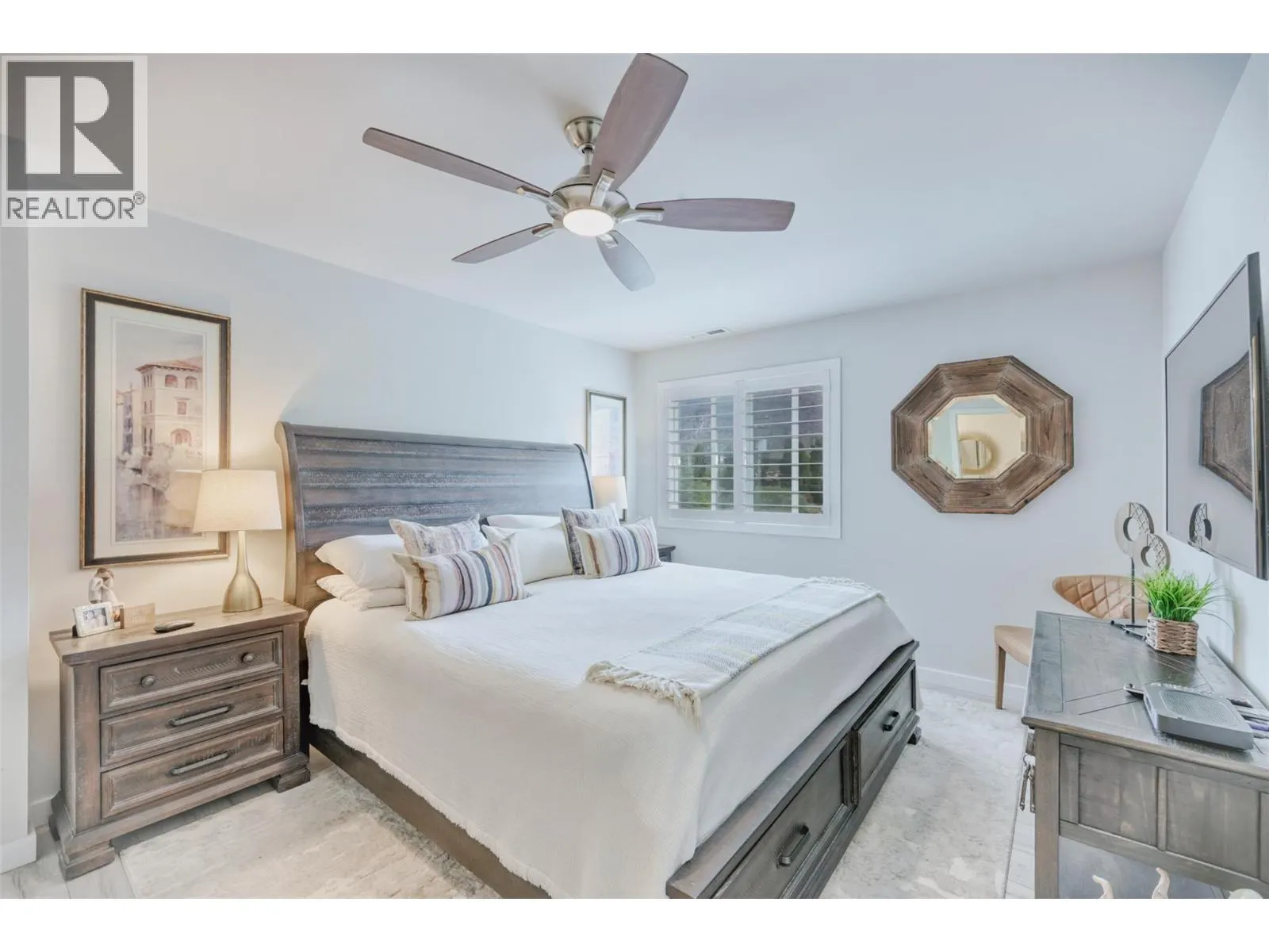 6805 COTTONWOOD Drive Unit# 201