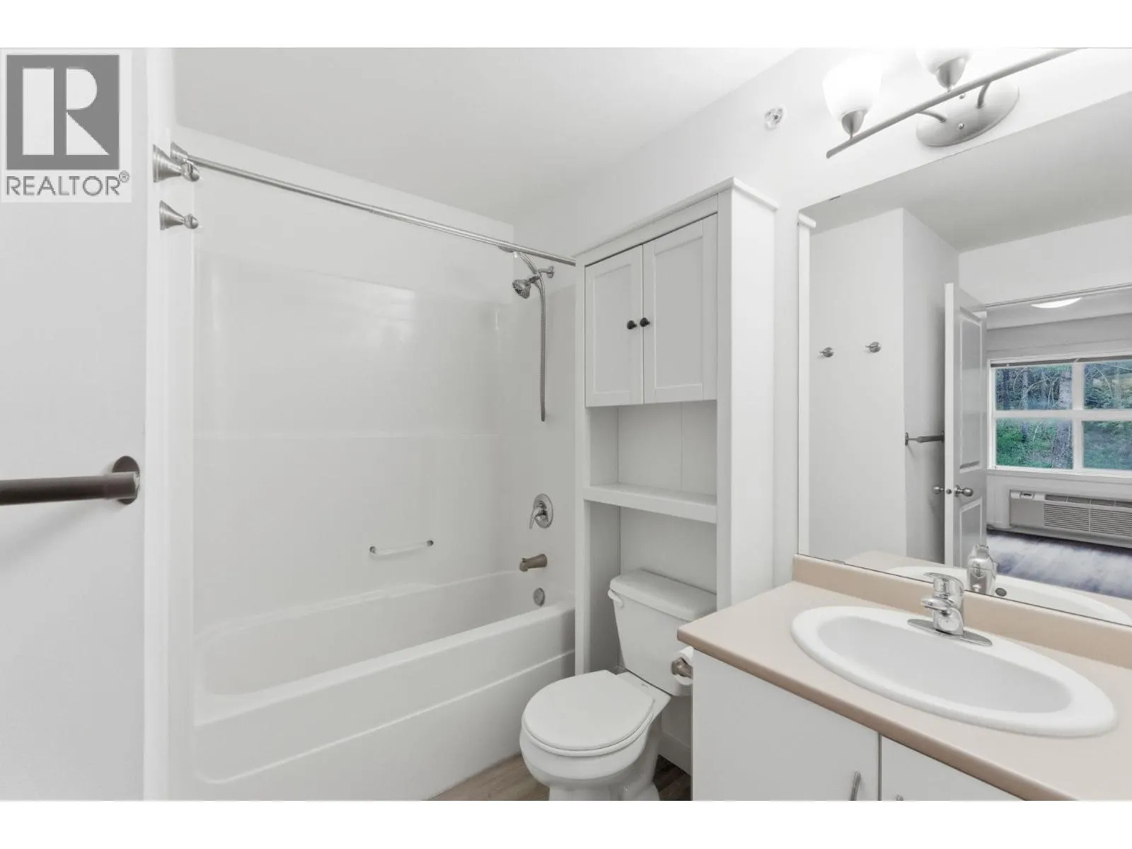 1483 Glenmore Road Unit# 311
