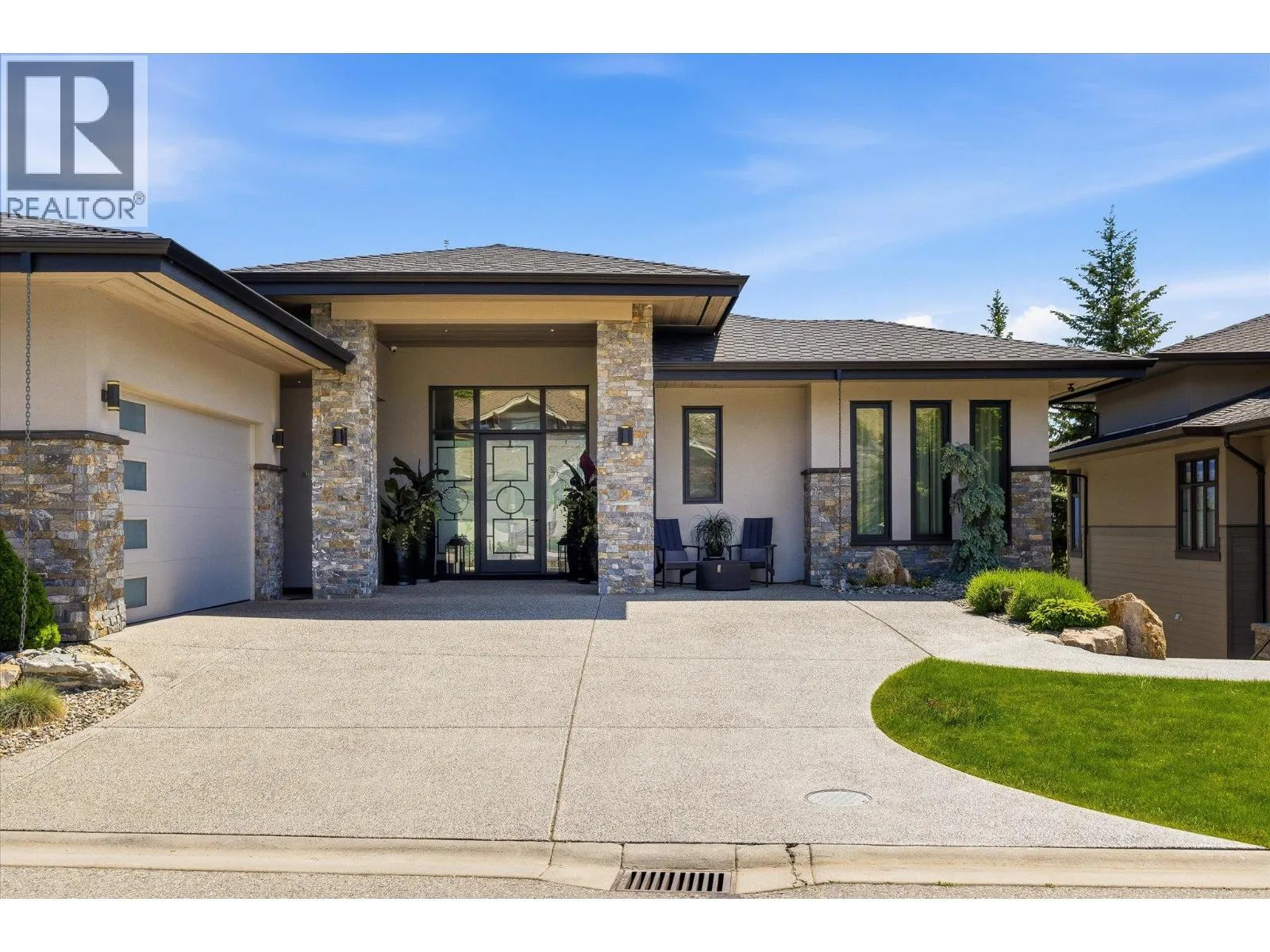 818 Brassey Place