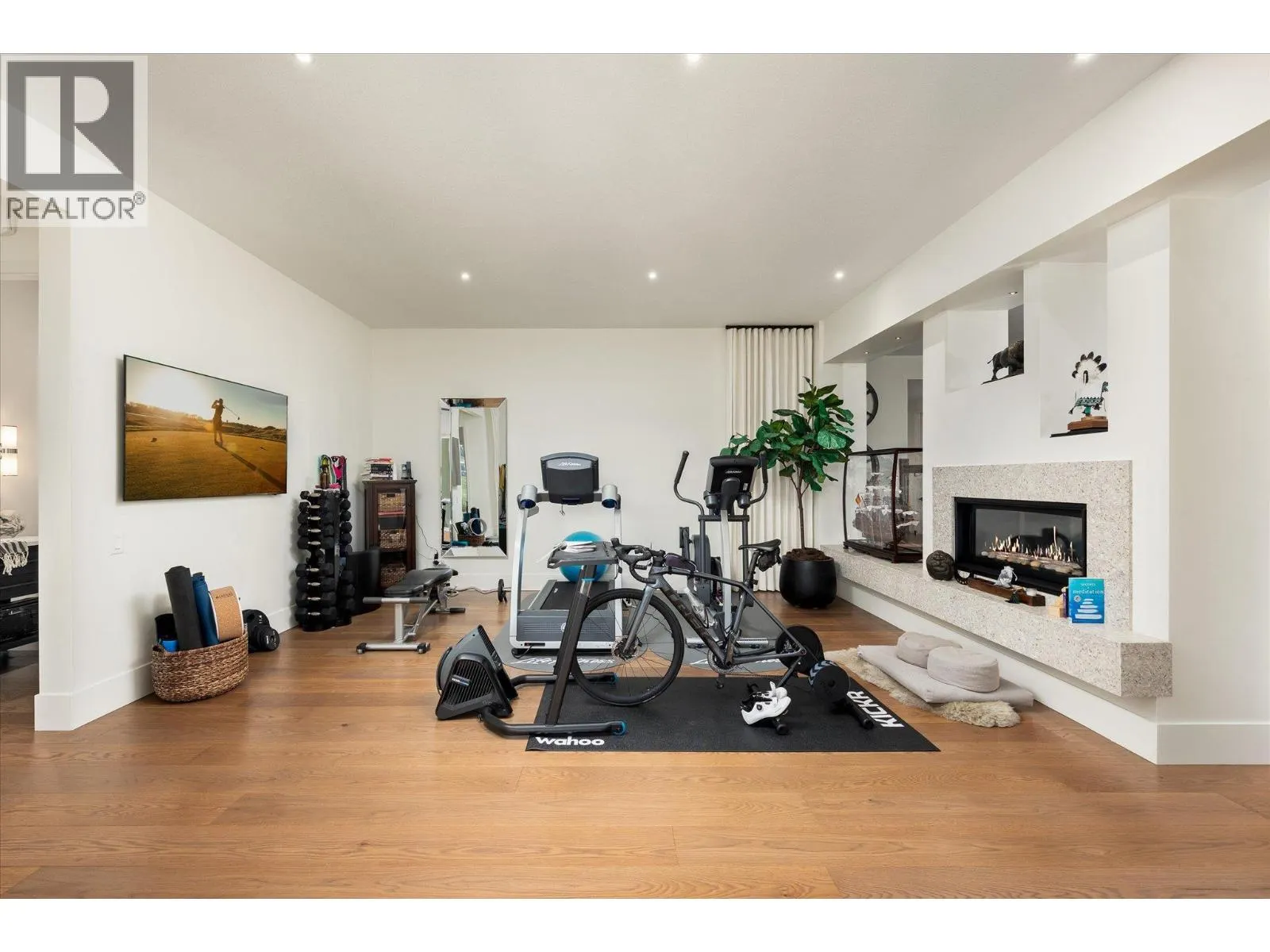 818 Brassey Place