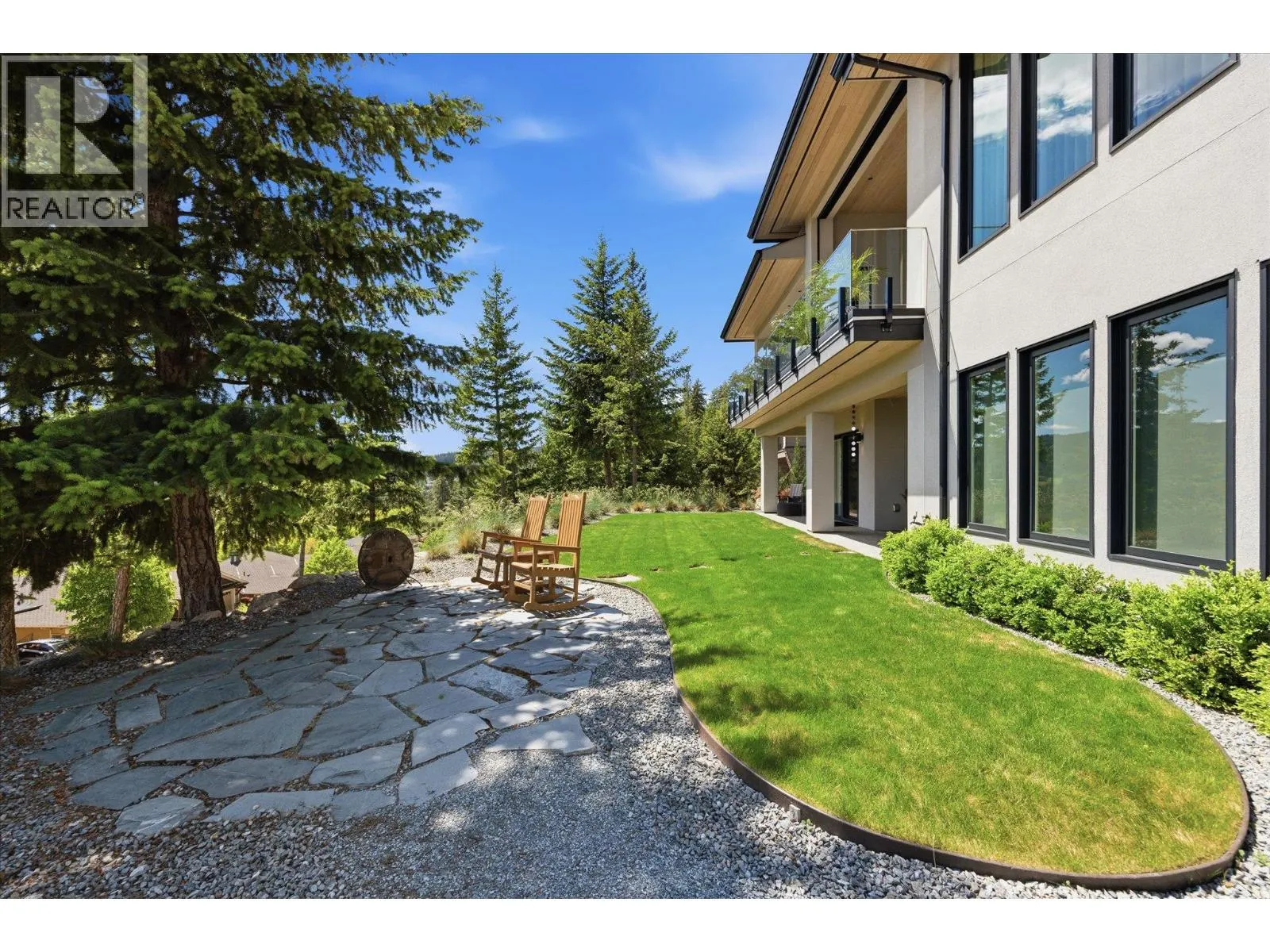 818 Brassey Place