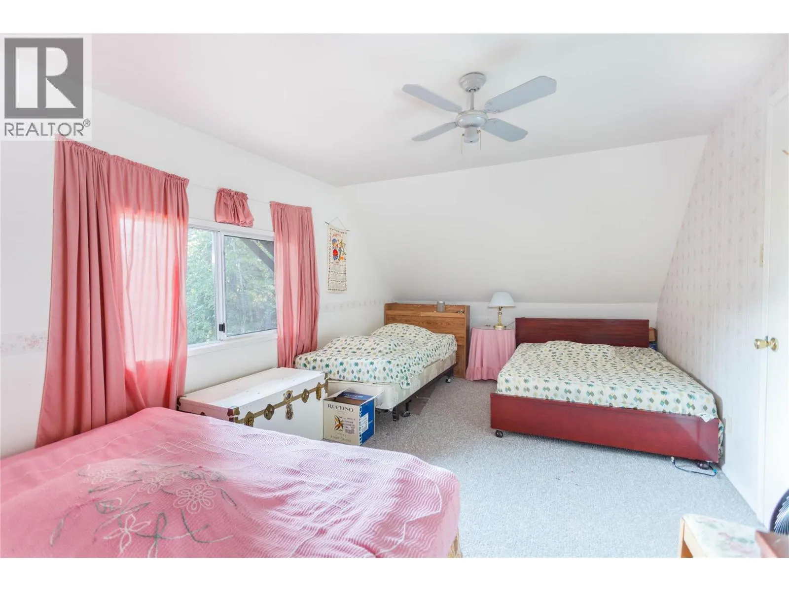 3217 Lumby Mabel Lake Road