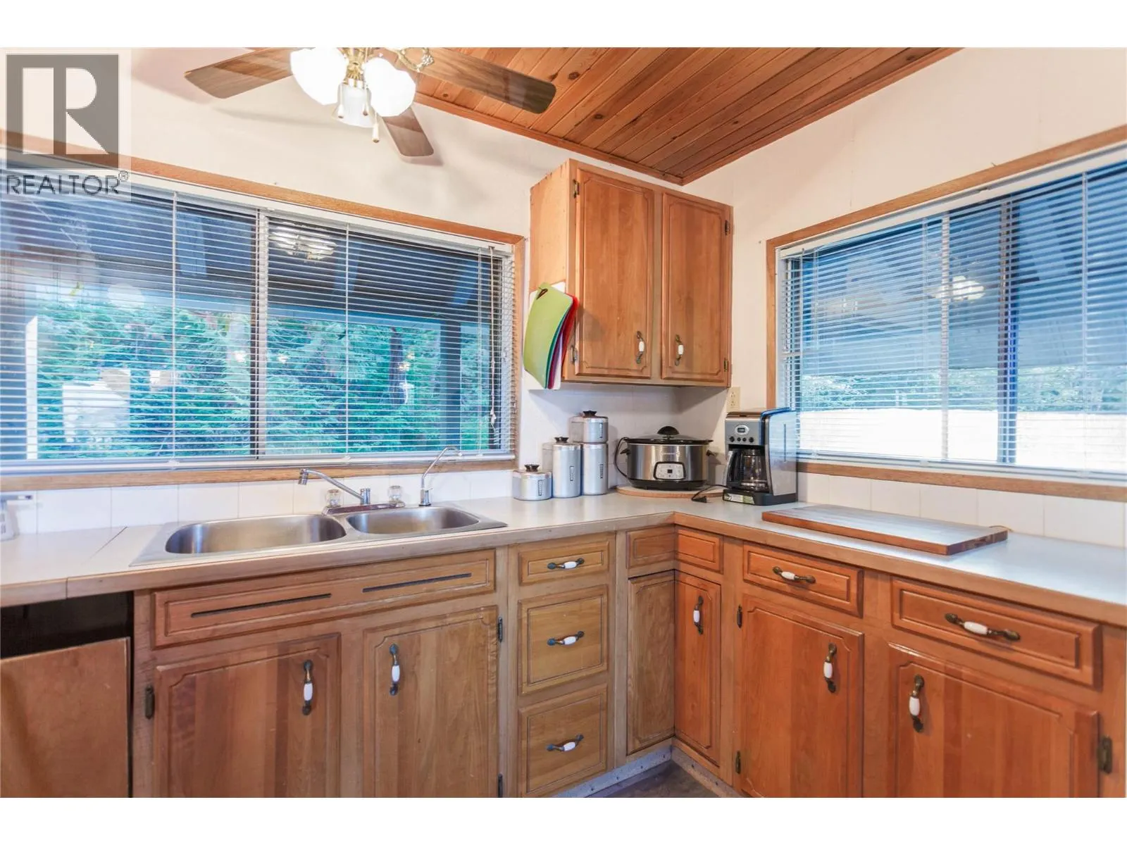 3217 Lumby Mabel Lake Road