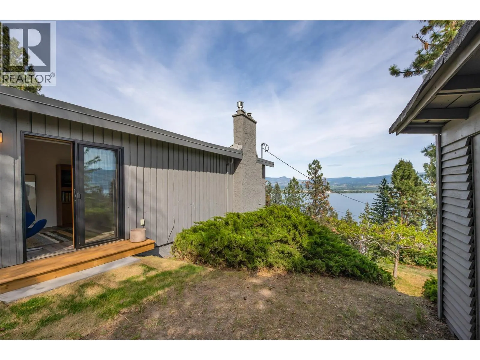 2674 Lakeview Road