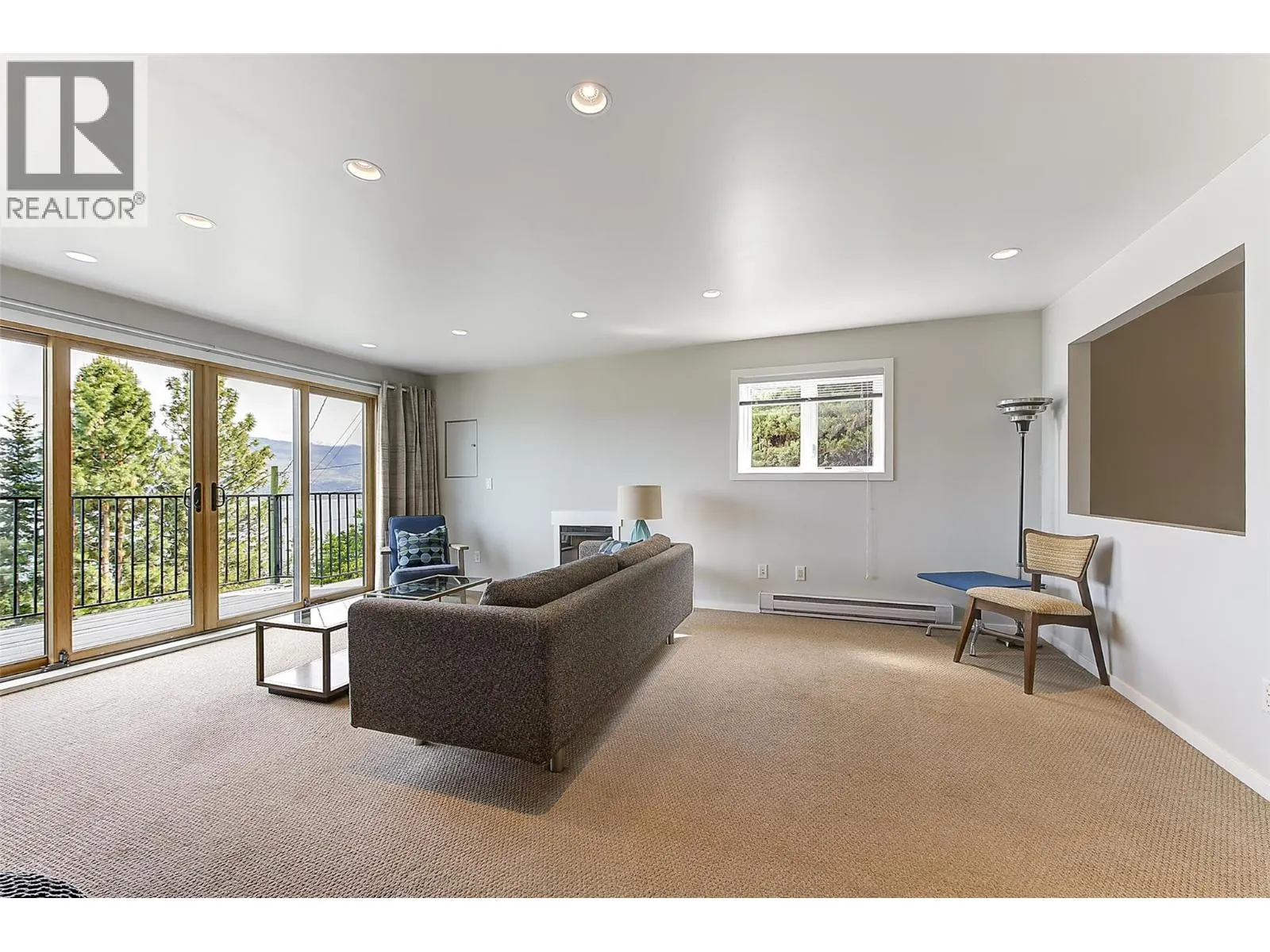 2674 Lakeview Road