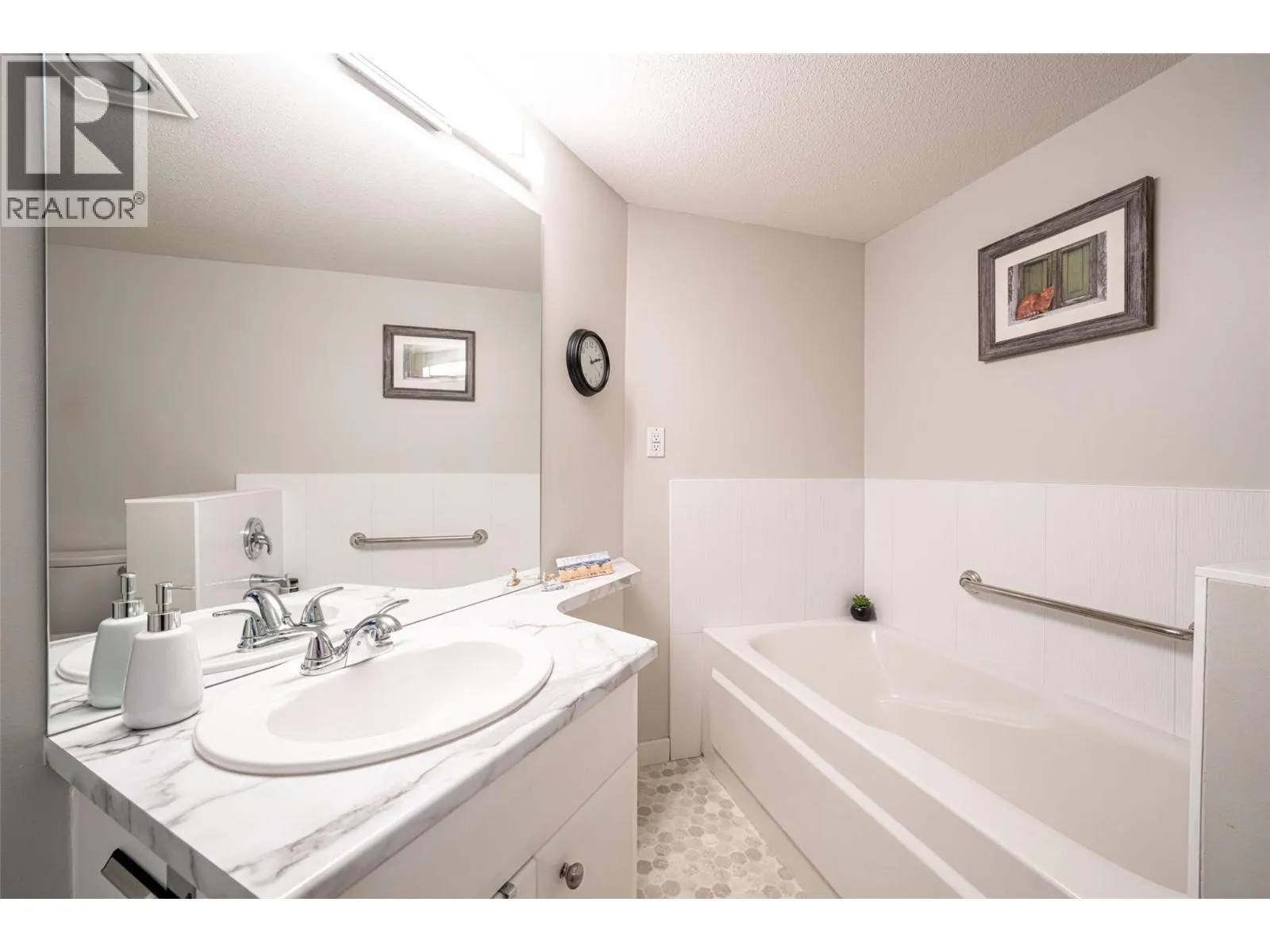 3300 Centennial Drive Unit# 112