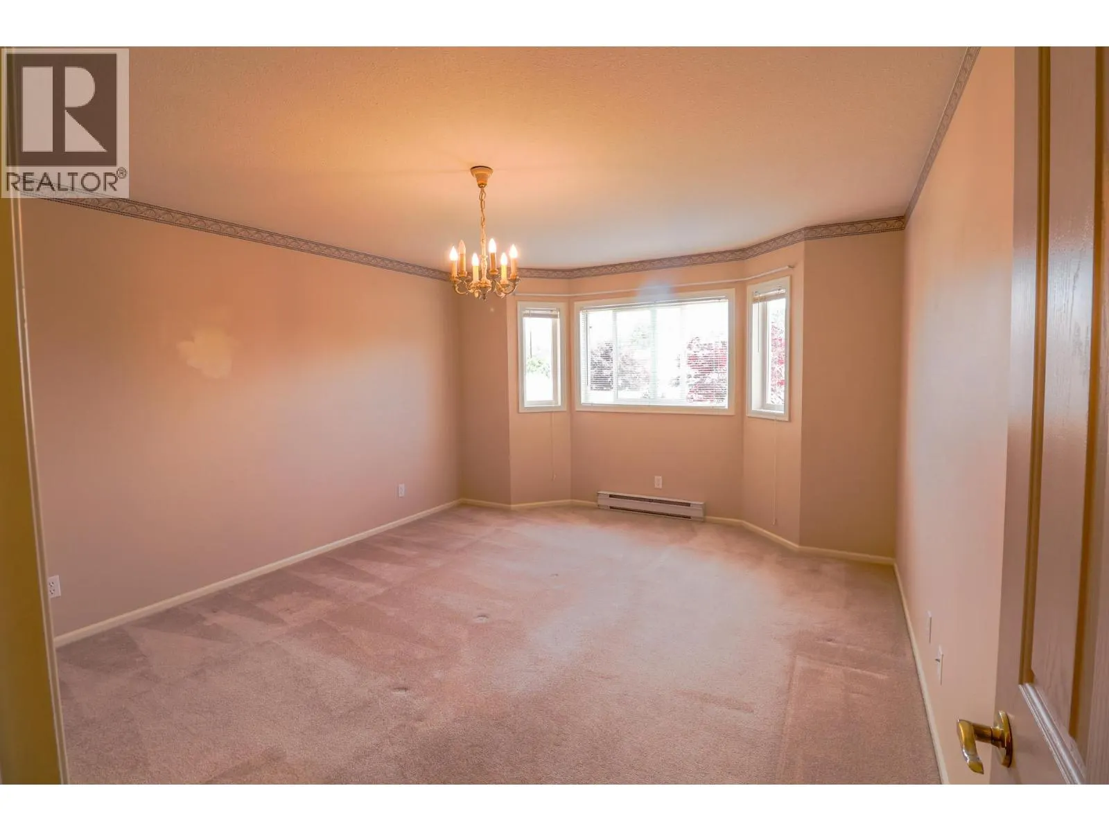 8907 Pineo Court Unit# 208