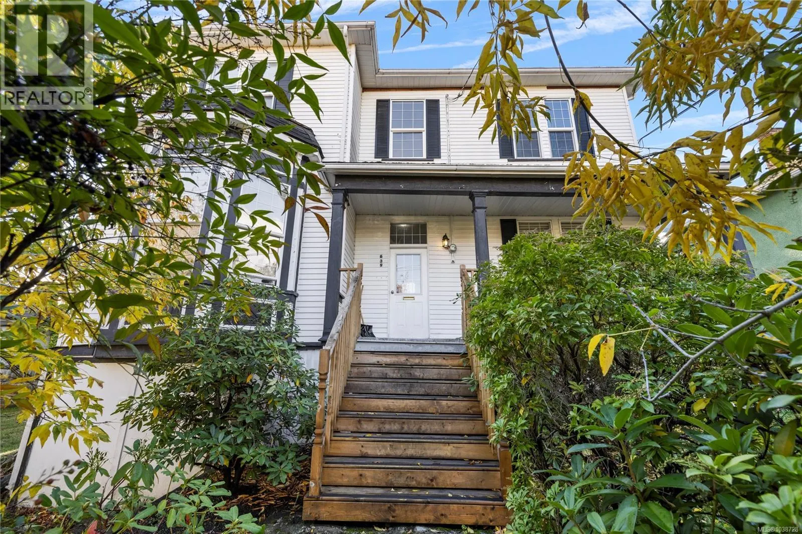 639 Kennedy St