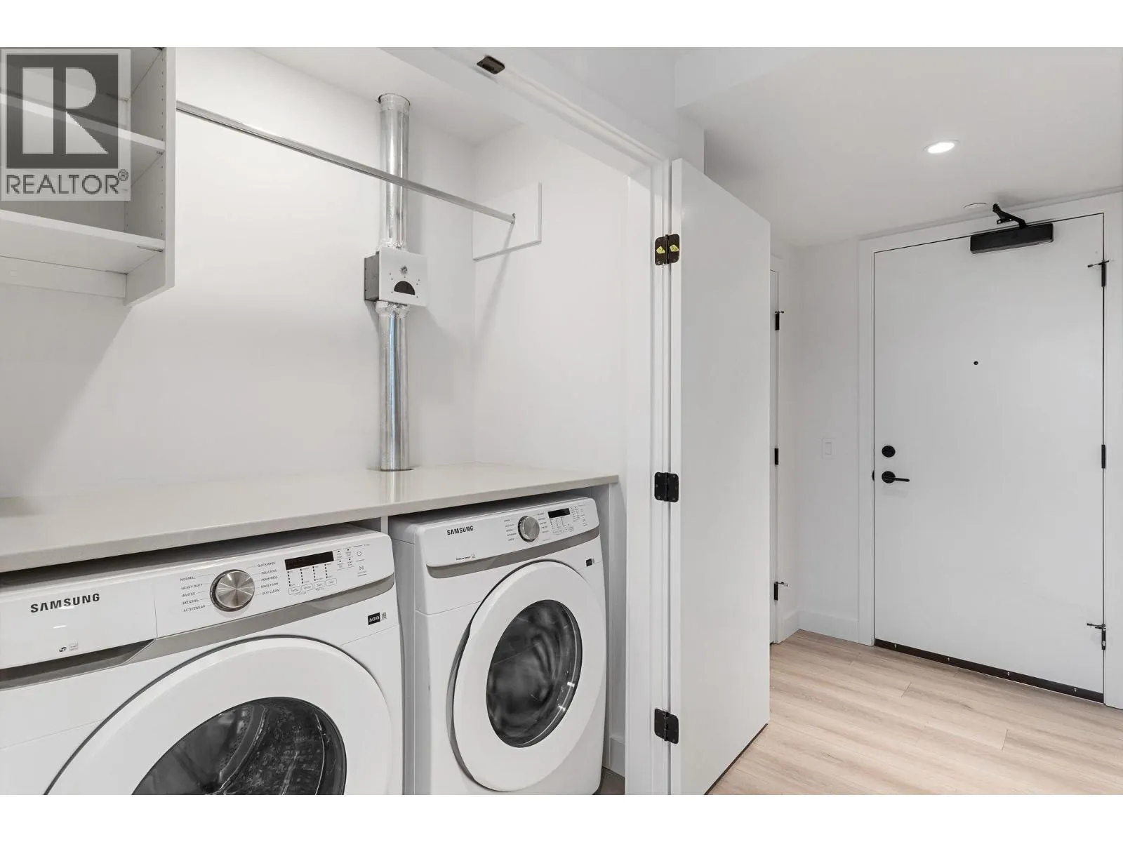 3051 Abbott Street Unit# 201