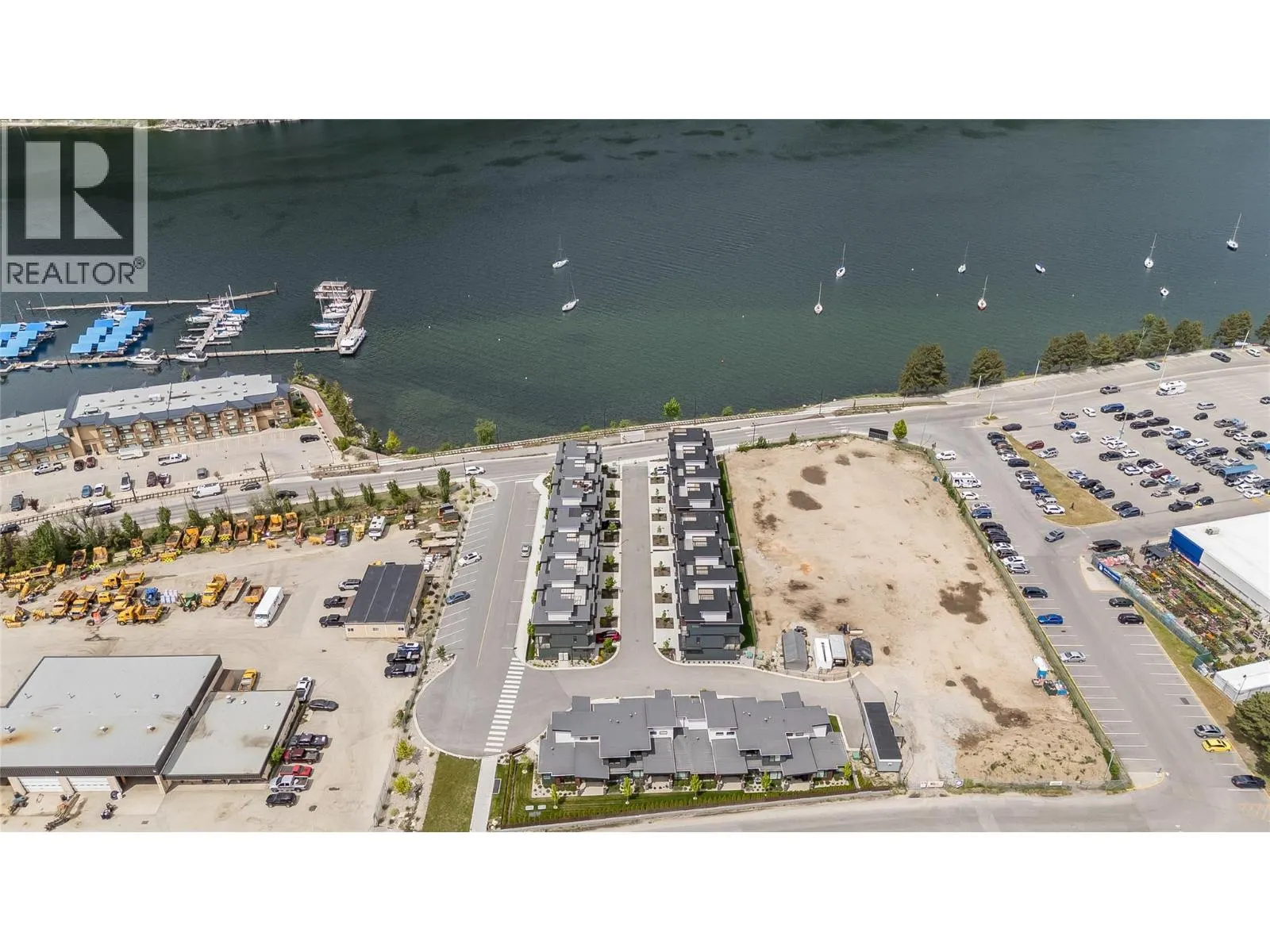 910 Lakeside Drive Unit# 403