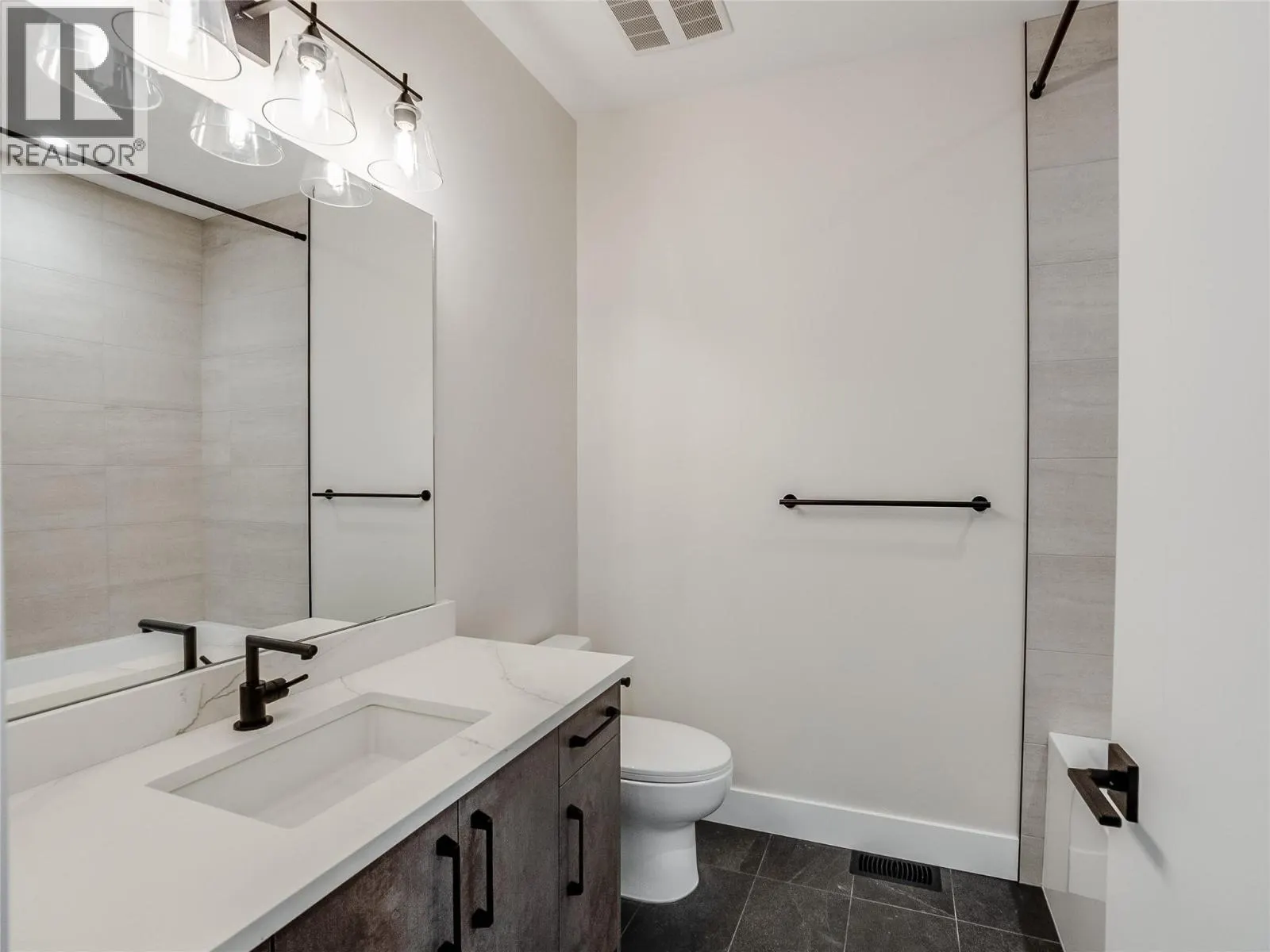 910 Lakeside Drive Unit# 403