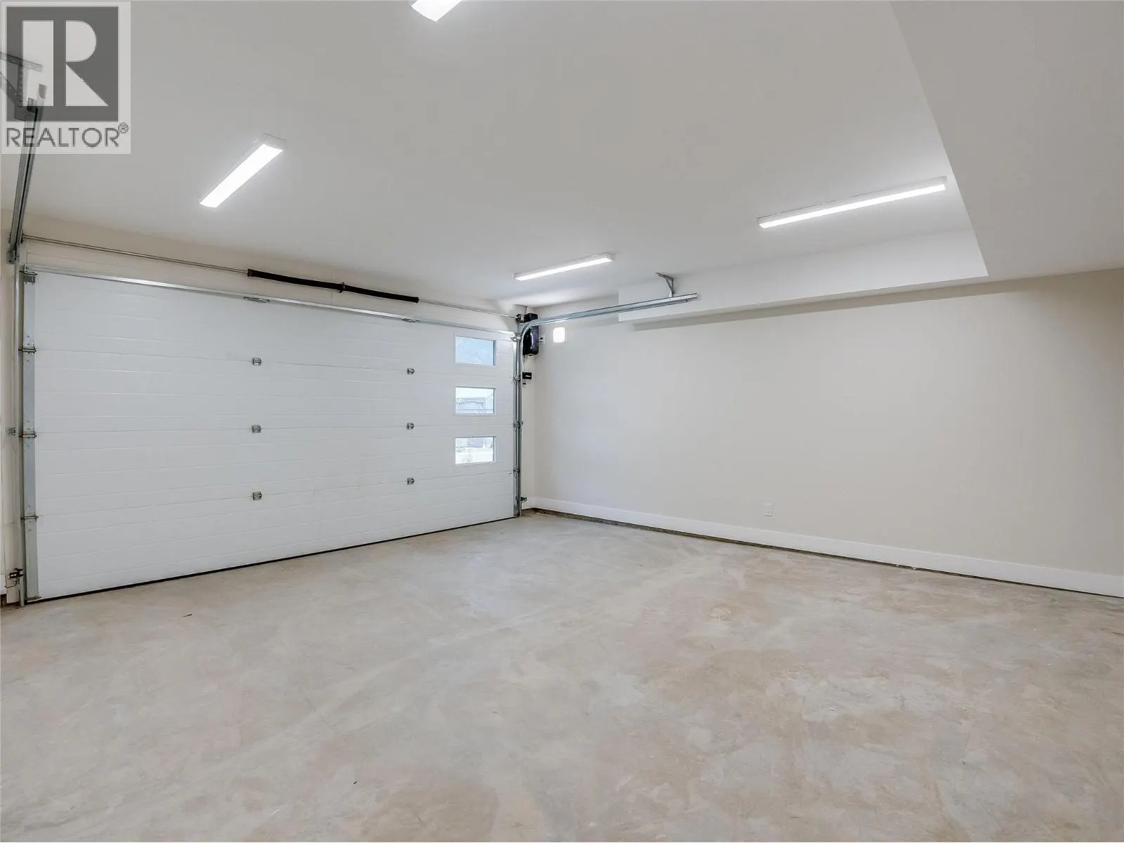 910 Lakeside Drive Unit# 403