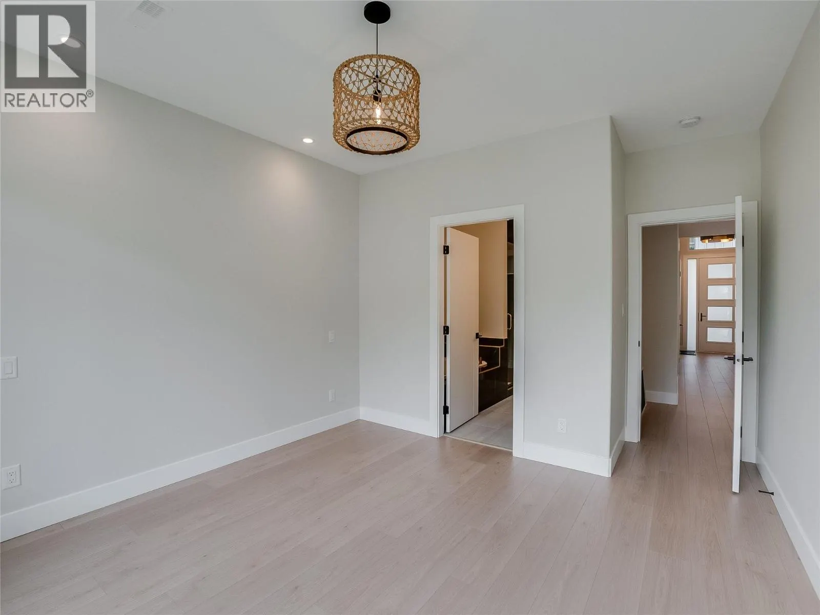 910 Lakeside Drive Unit# 403