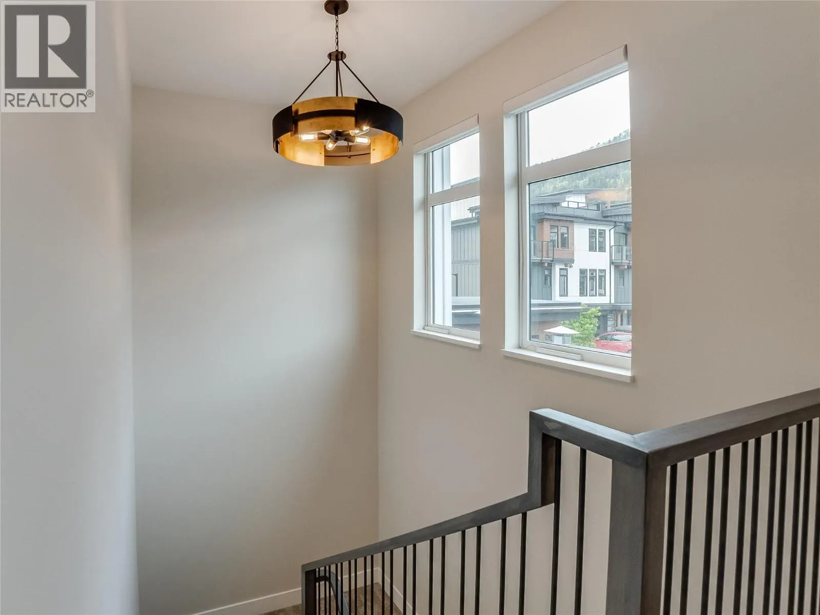 910 Lakeside Drive Unit# 403