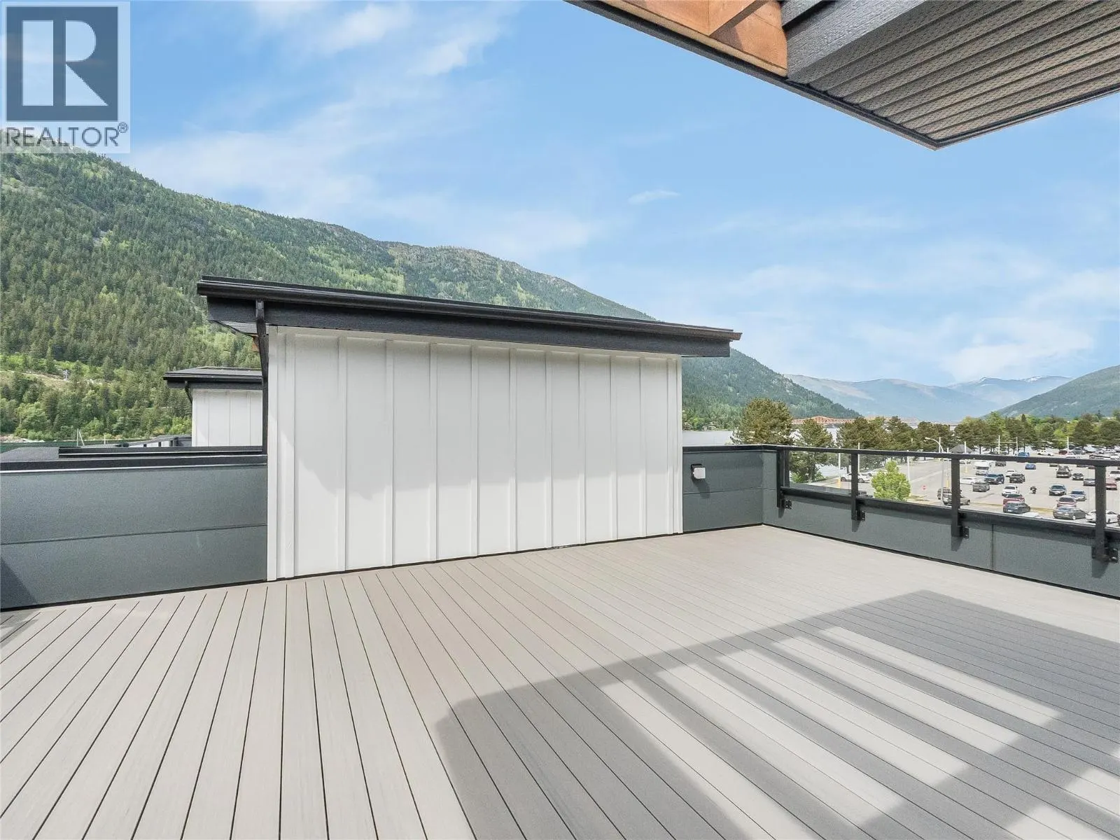 910 Lakeside Drive Unit# 203