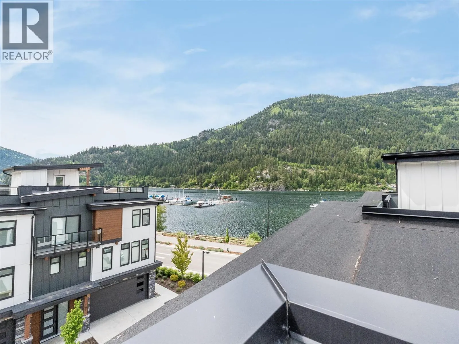 910 Lakeside Drive Unit# 203