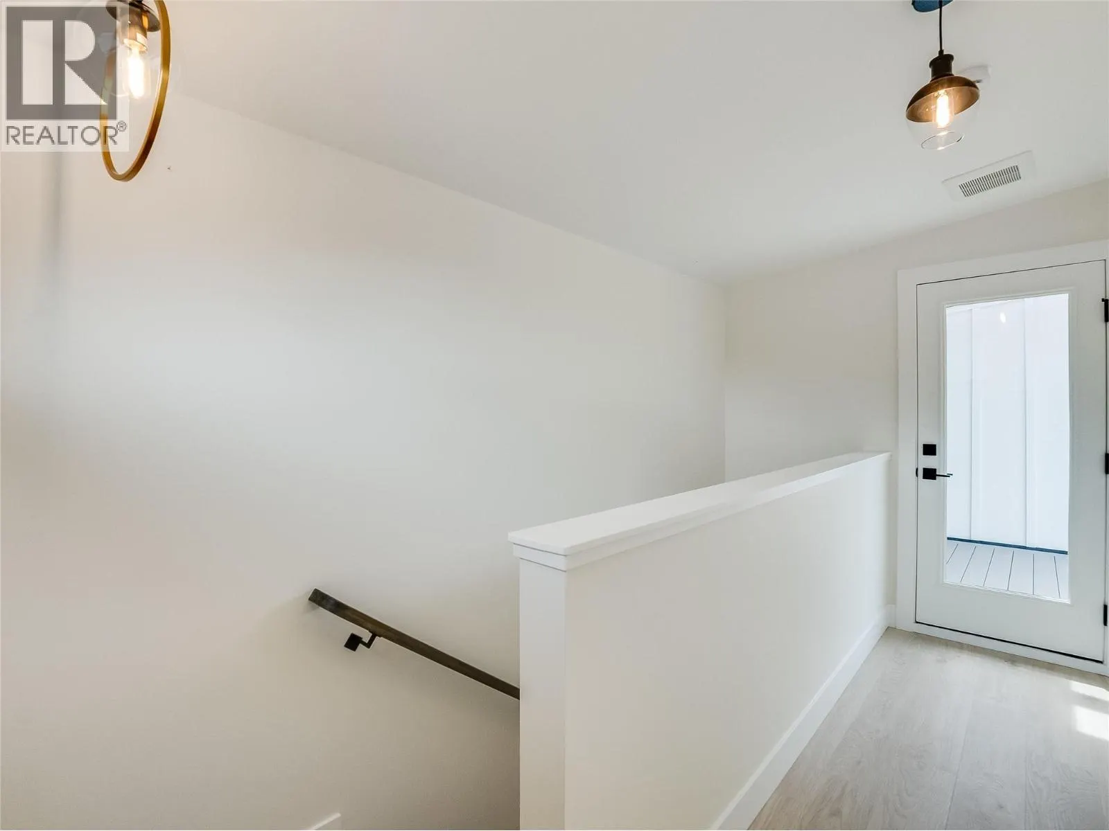 910 Lakeside Drive Unit# 203