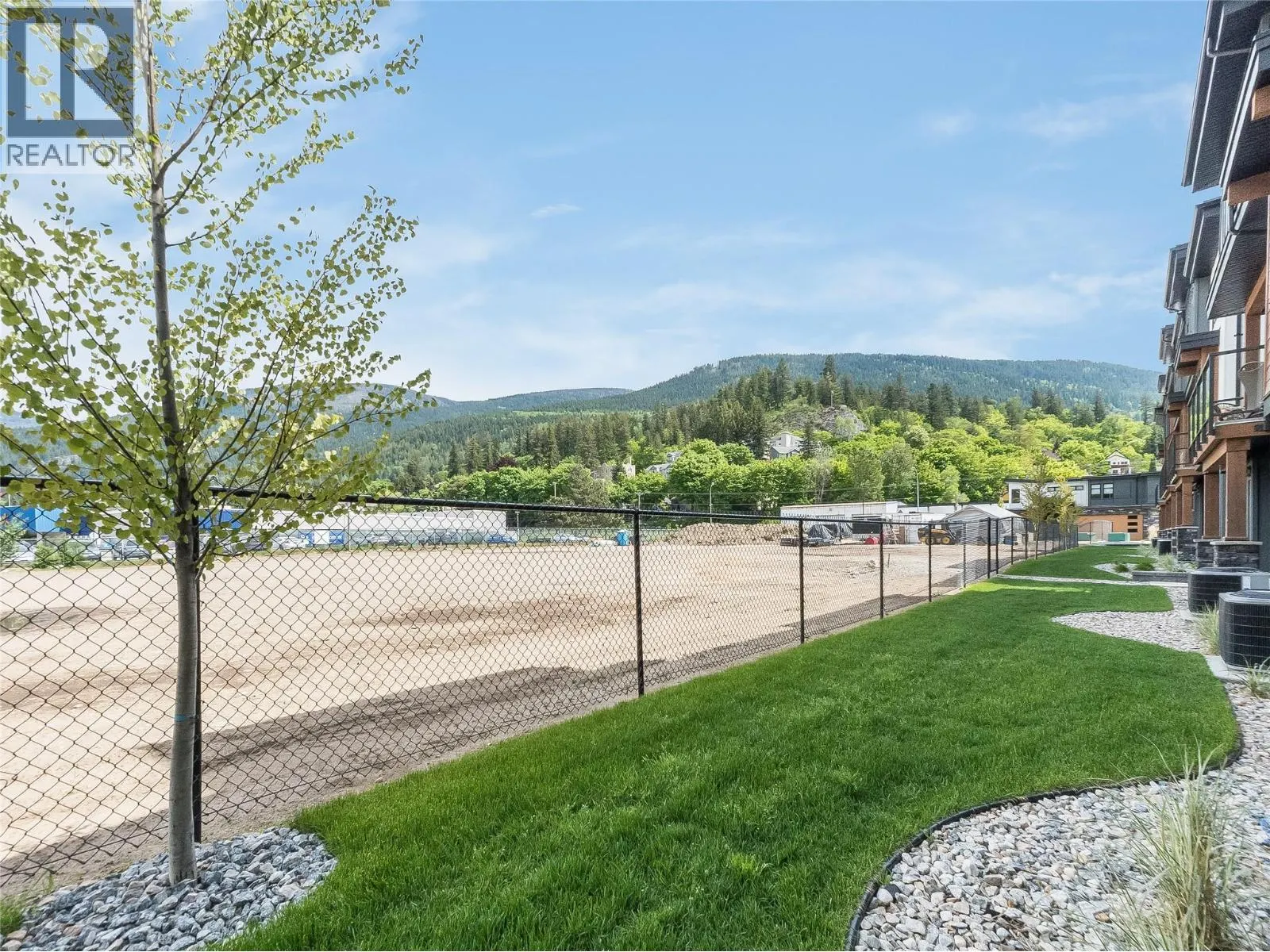 910 Lakeside Drive Unit# 203