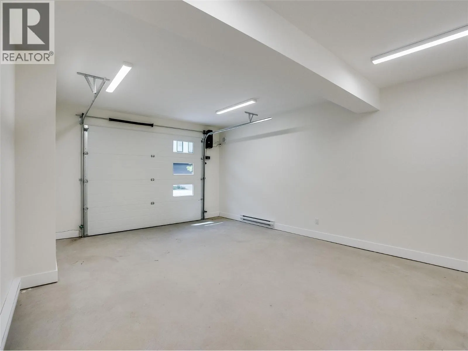 910 Lakeside Drive Unit# 203