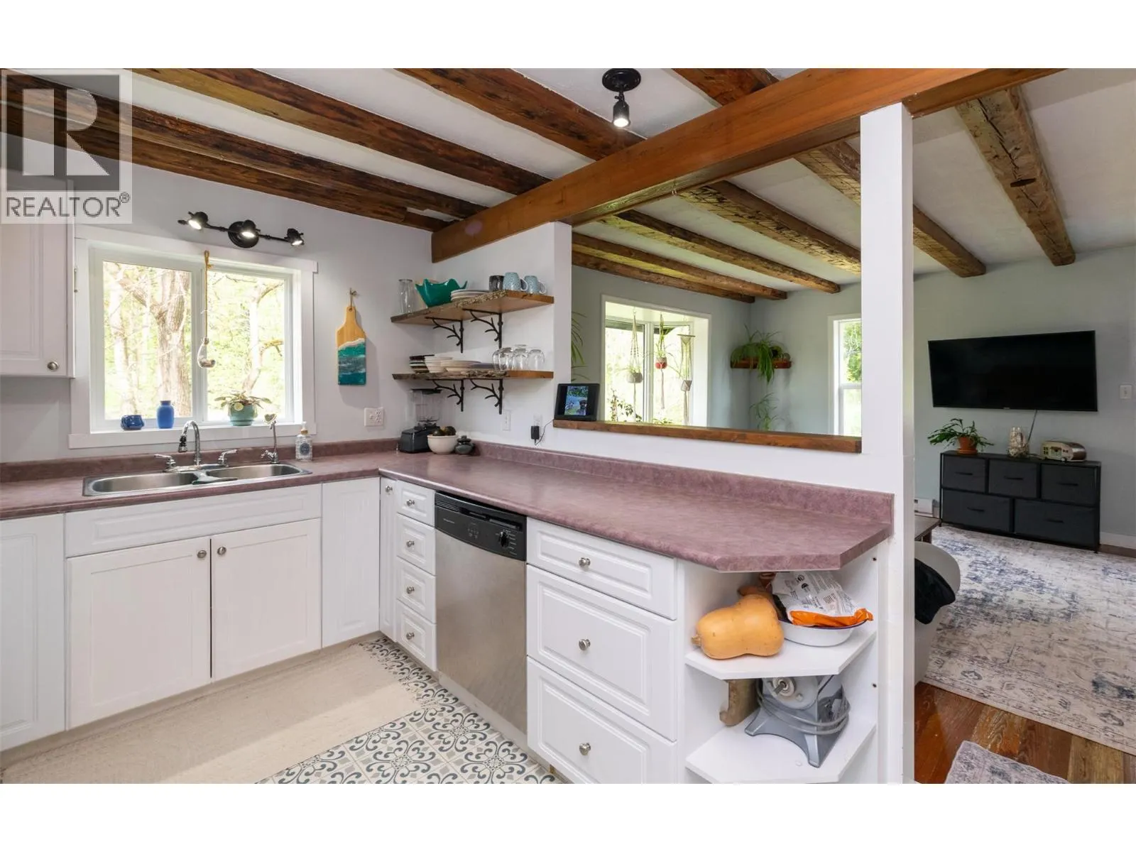 2904 Enderby Mabel Lake Road